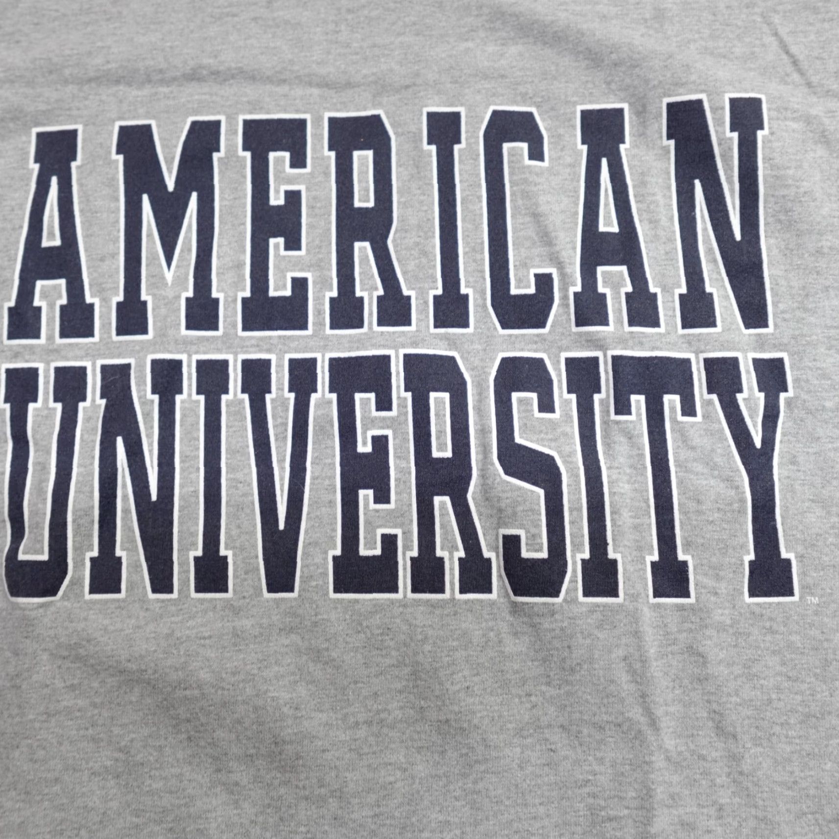 Vintage VINTAGE American University Shirt Mens XL Gray Jersey Cotton Short Sleeve Crew Neck T-Shirt United States Size US XL / EU 56 / 4 - 3 Thumbnail
