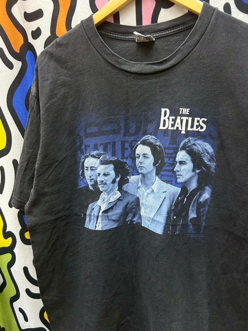 Vintage Vintage 2000s The Beatles tshirt size L Size US L / EU 52-54 / 3 - 1 Thumbnail