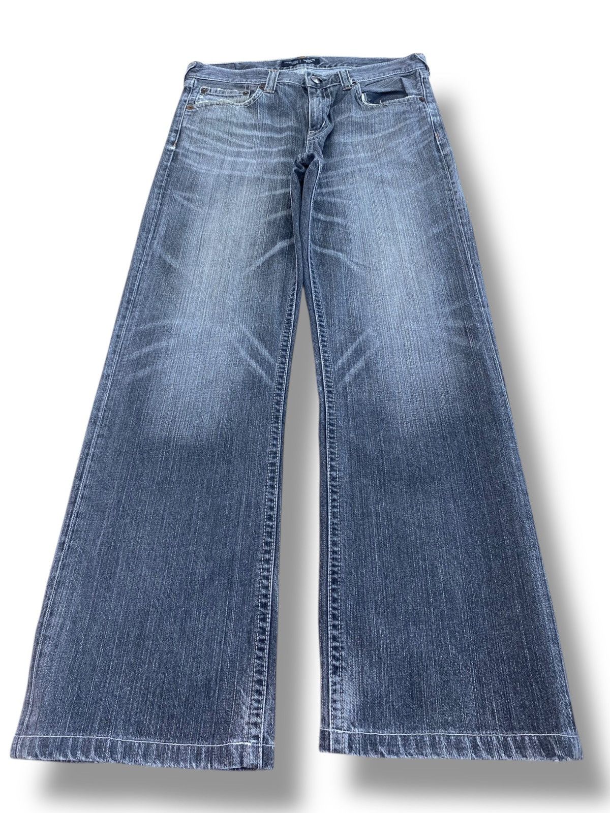 Uniqlo Uniqlo Black Faded Wash Style Loose Fit Flare Jeans Size US 36 / EU 52 - 1 Thumbnail