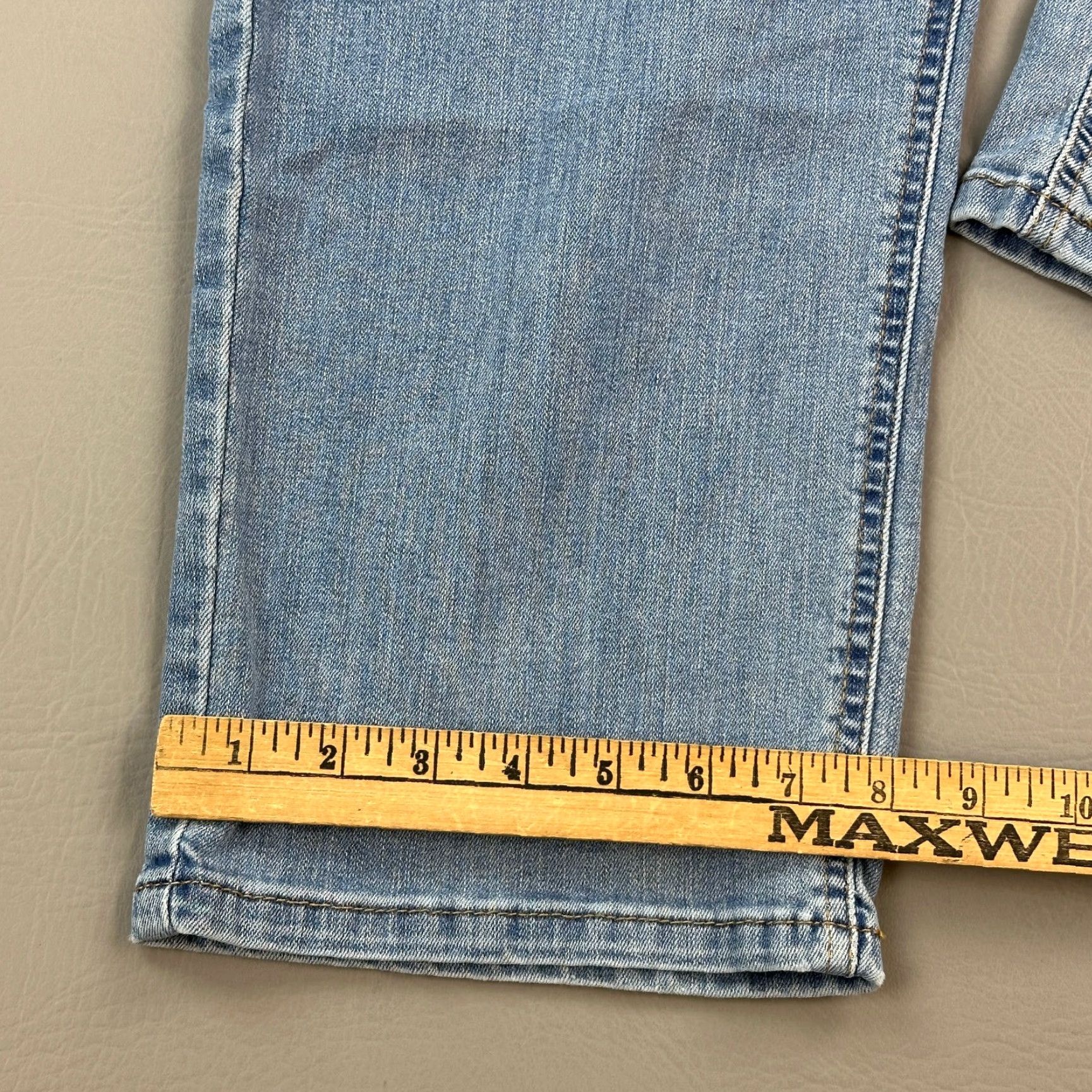 Levi's Levis 541 Jeans Mens 42x30 42x29 Athletic Taper Stretch Denim Medium Wash Casual Size US 42 / EU 58 - 4 Thumbnail