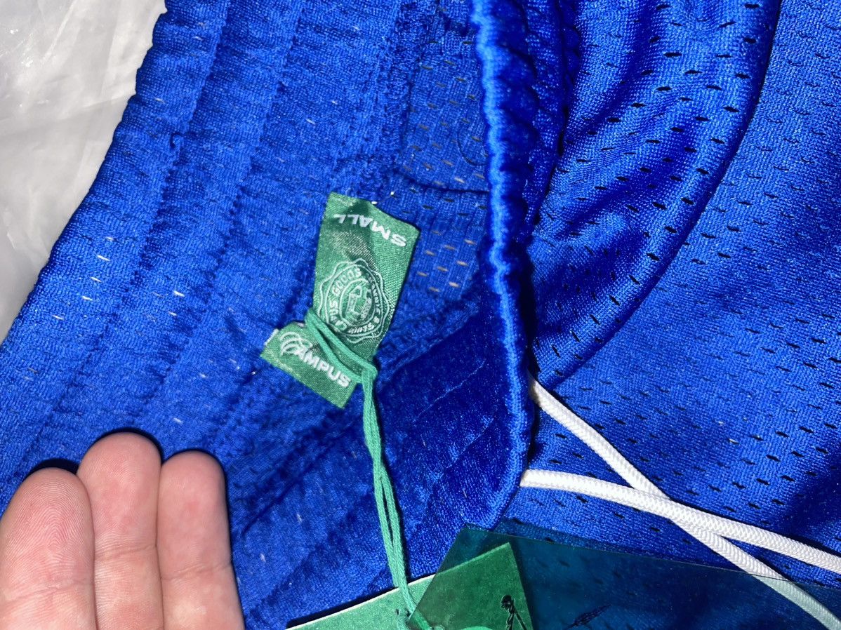 Other Campus Shorts Size US 32 / EU 48 - 2 Thumbnail