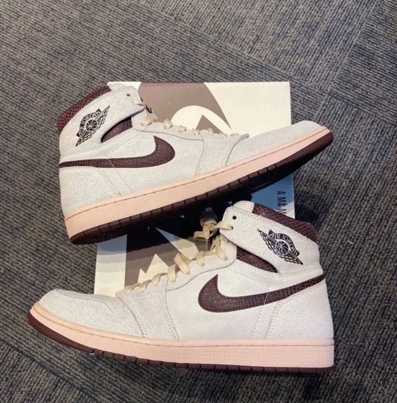 Air Jordan 1 High OG x A Ma Maniere