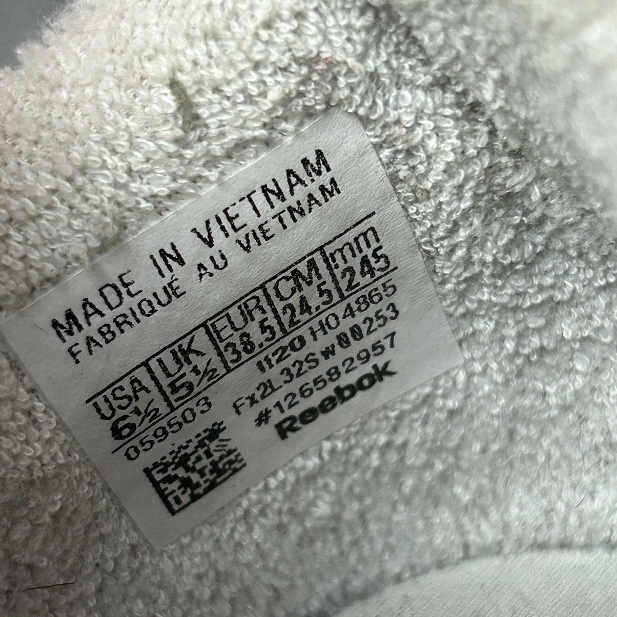 Maison Margiela × Reebok Maison Margiela x Rebook Sneaker Size US 8.5 / IT 38.5 - 6 Thumbnail