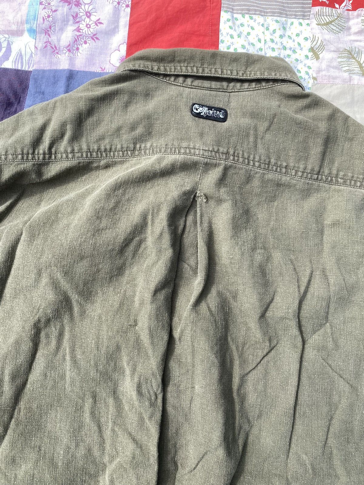 Vintage CAFFEINE 90s Rave Streetwear Camo Green Pocket T-Shirt Size US L / EU 52-54 / 3 - 9 Thumbnail