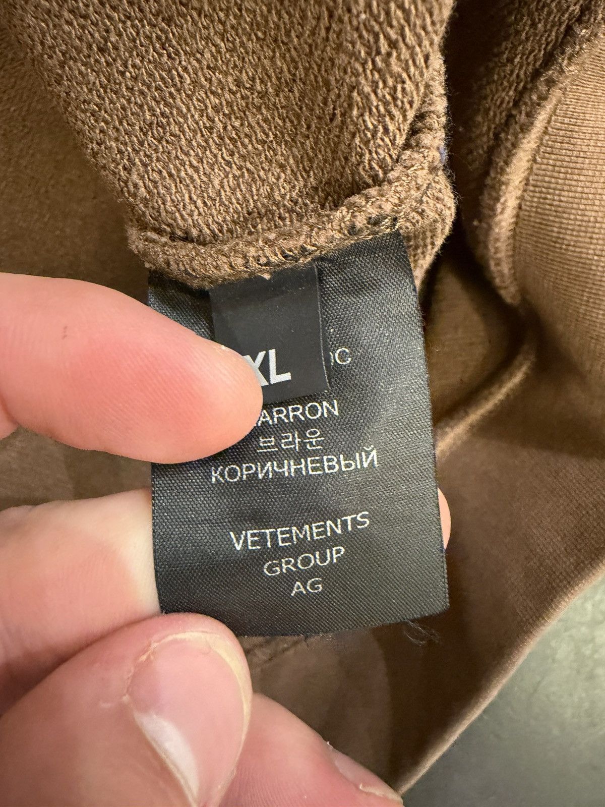 Vetements Vetements Embroidered Hoodie Size US XL / EU 56 / 4 - 4 Thumbnail