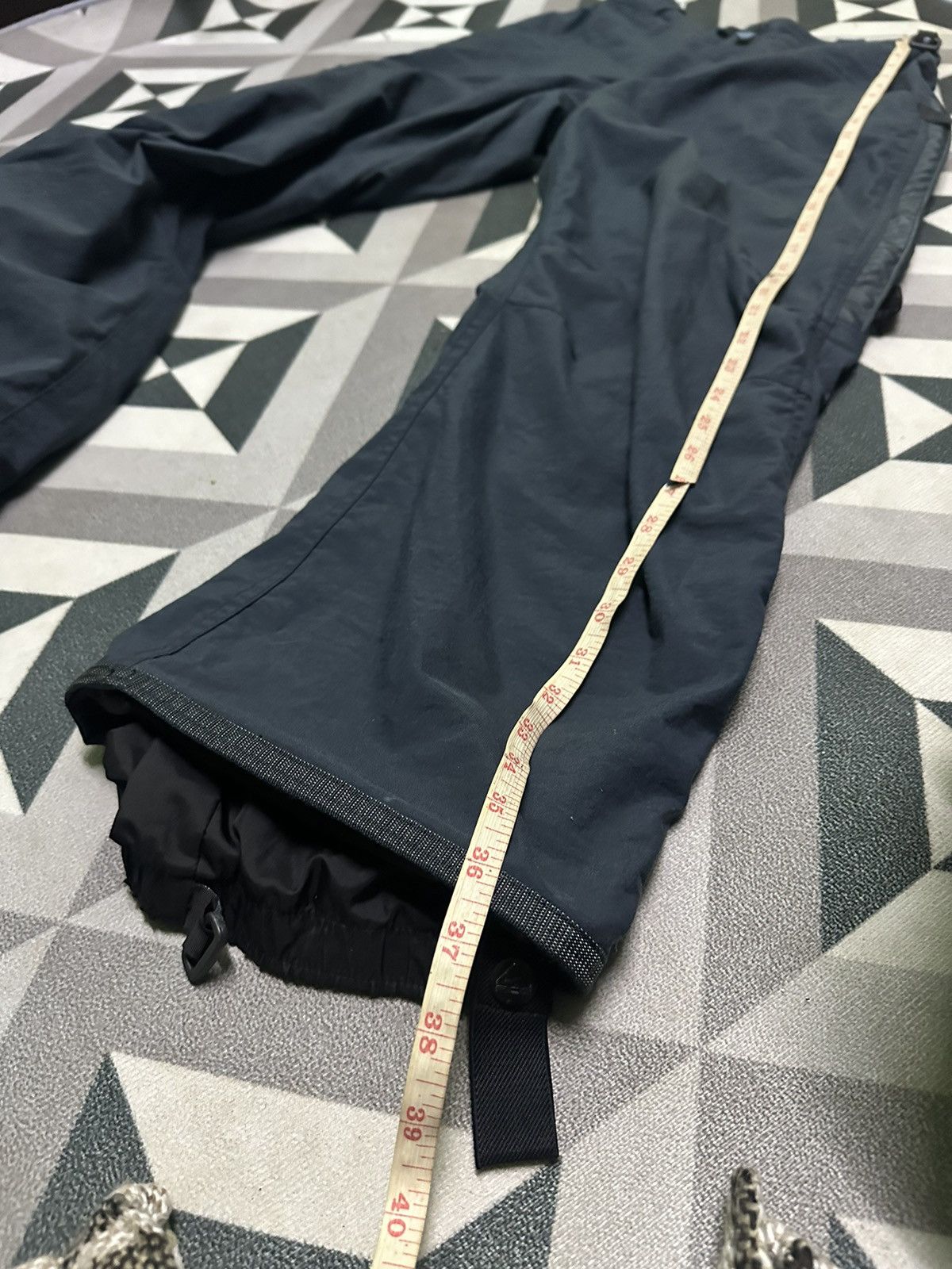 Nike ACG Nike ACG PANTS ski Size 28" / US 6 / IT 42 - 11 Thumbnail