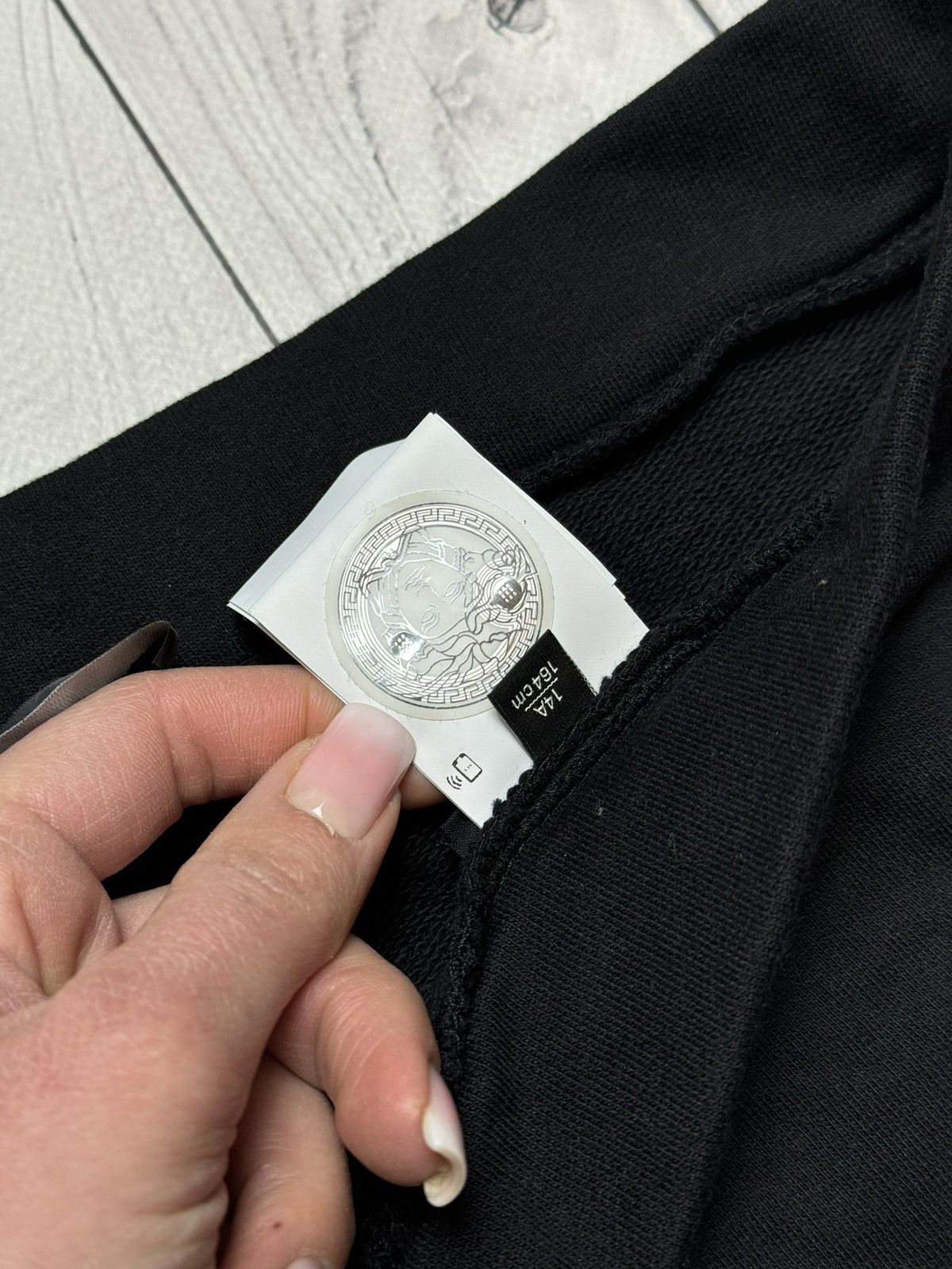 Versace Versace pants women's joggers logo gold line size Xs/S black Size 30" / US 8 / IT 44 - 4 Thumbnail