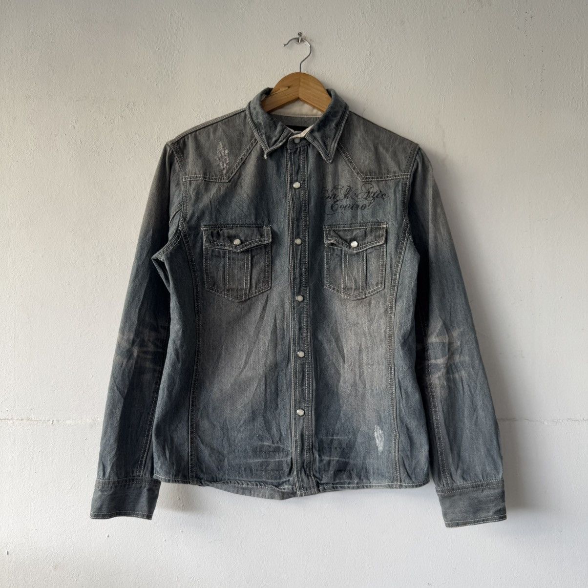 If Six Was Nine 2000s in the attic rockers heaven denim distressed shirt Size US M / EU 48-50 / 2 - 4 Thumbnail