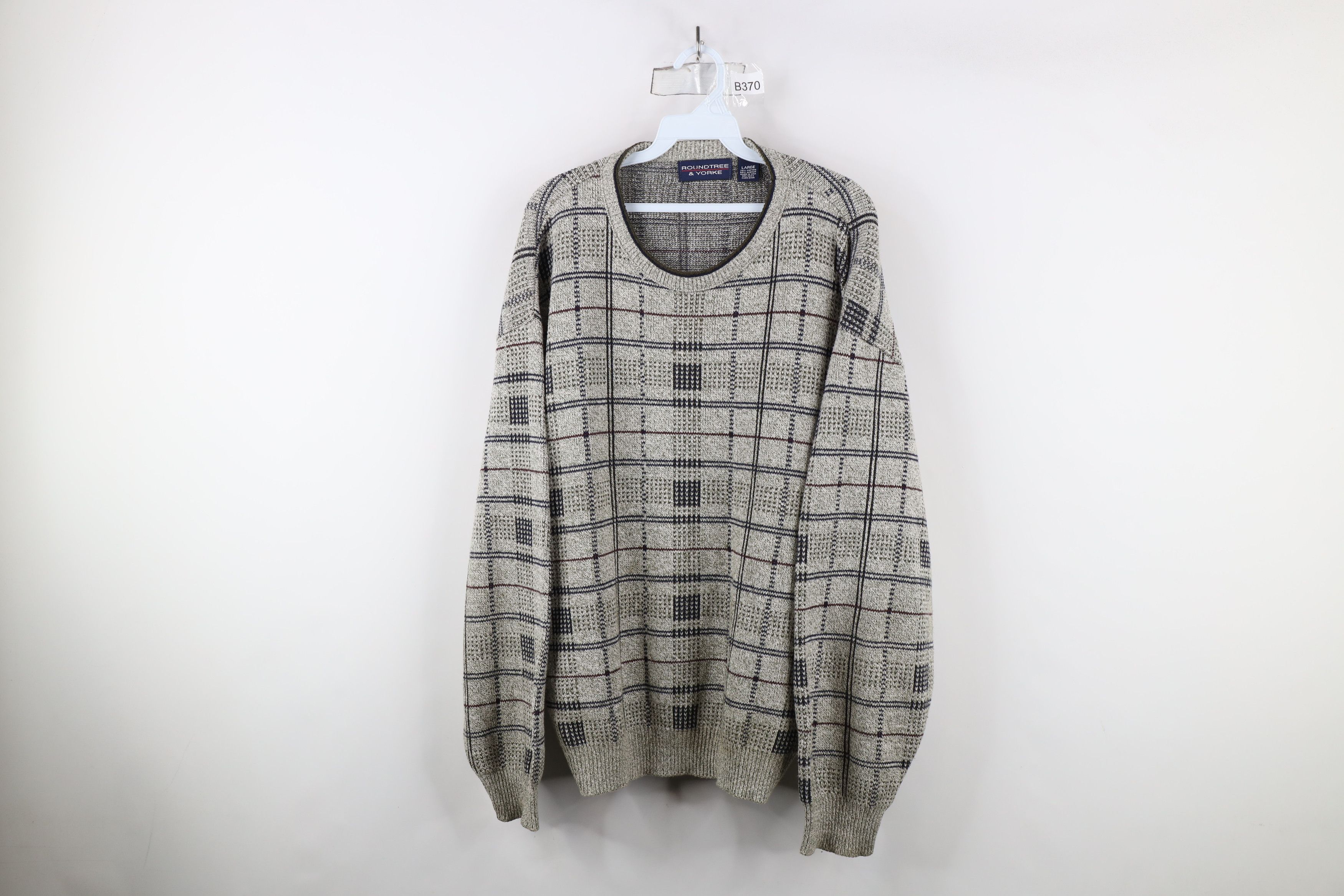 Vintage Vintage 90s Streetwear Plaid Knit Dad Crewneck Sweater USA Size US L / EU 52-54 / 3 - 1 Thumbnail