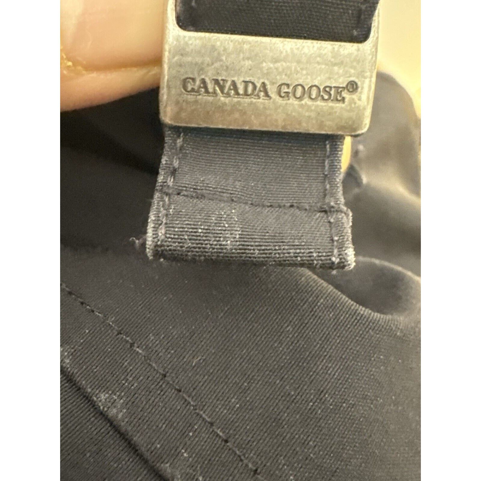 Canada Goose Canada Goose Chateau Parka Large With Fur Marine Navy Blue Size US L / EU 52-54 / 3 - 7 Thumbnail