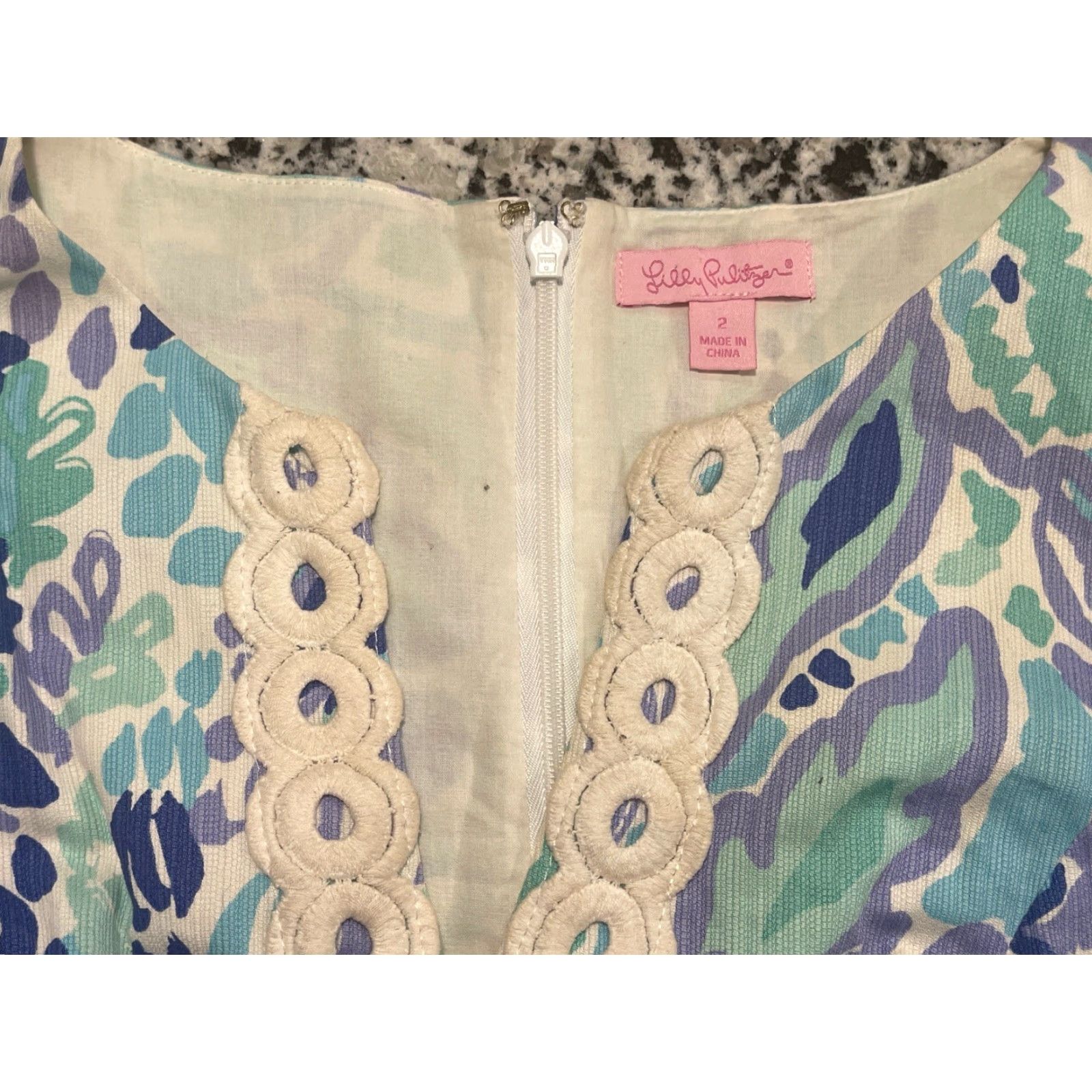 Lilly Pulitzer Lilly Pulitzer Dress Womens Size 2 Sleeveless V-Neck Lace Front Sheath Beachwear Floral Lilly's Lilac Nice Ink 2 Size XS / US 0-2 / IT 36-38 - 3 Thumbnail
