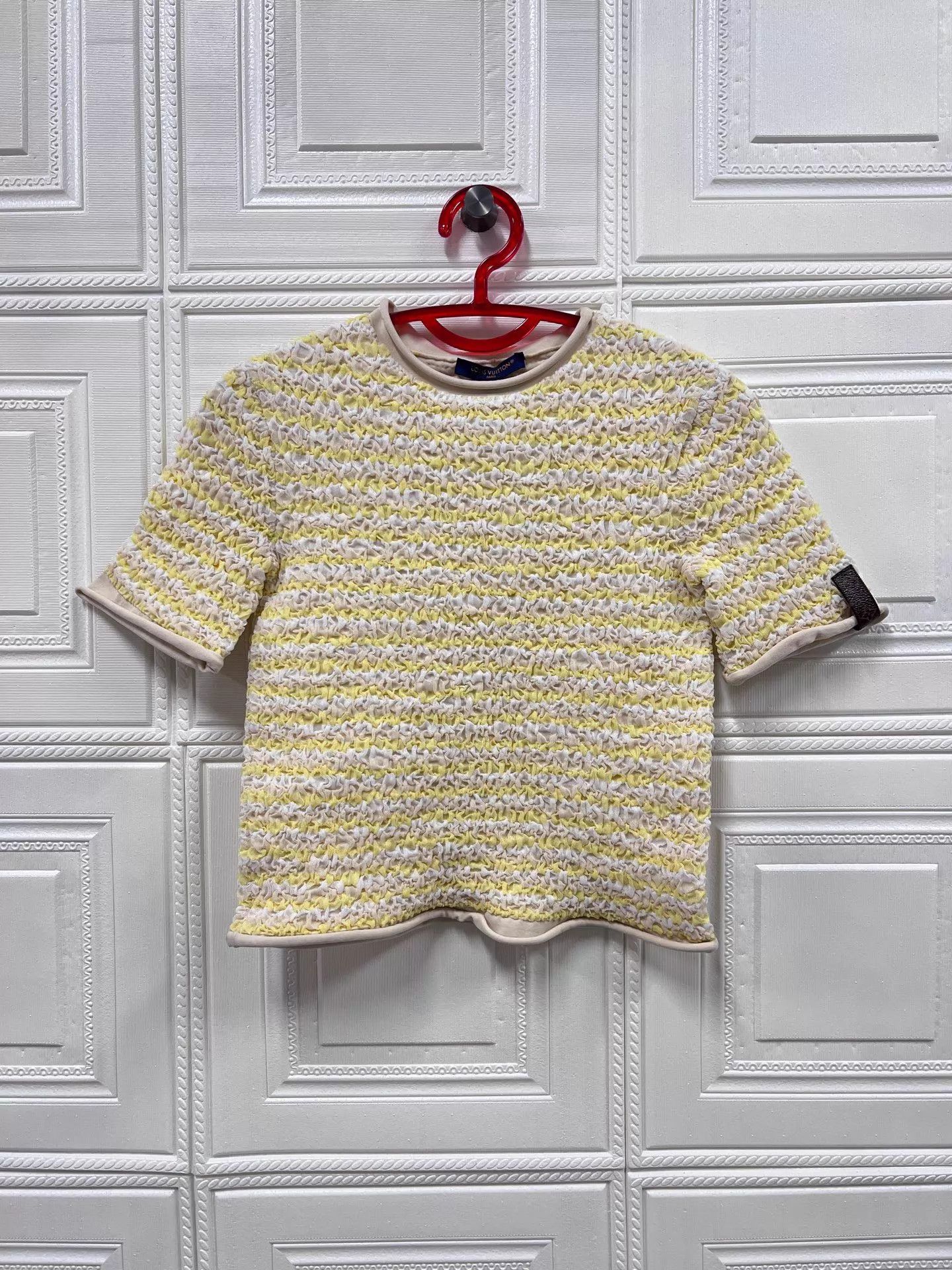 Louis Vuitton LV yellow pleated knit stripe short sleeve tee M Size M / US 6-8 / IT 42-44 - 1 Thumbnail