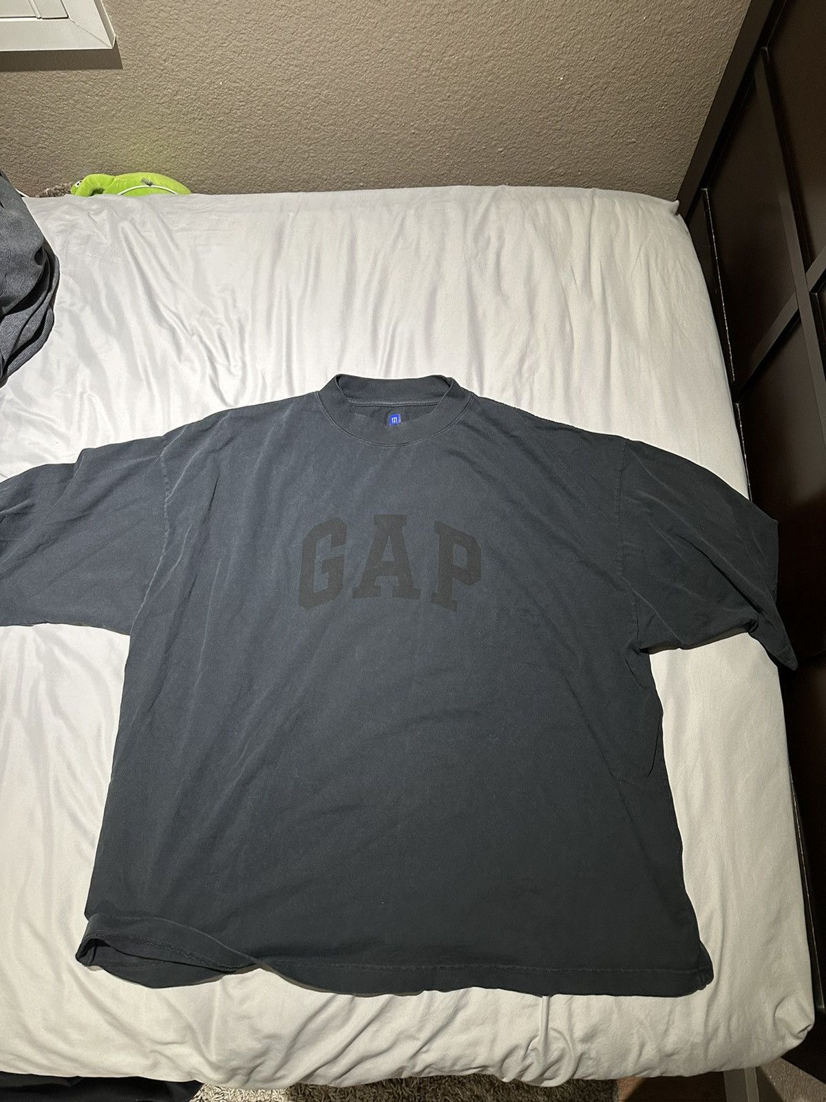 Balenciaga × Gap × Yeezy YEEZY x GAP x BALENCIAGA SHIRT Size US M / EU 48-50 / 2 - 1 Thumbnail