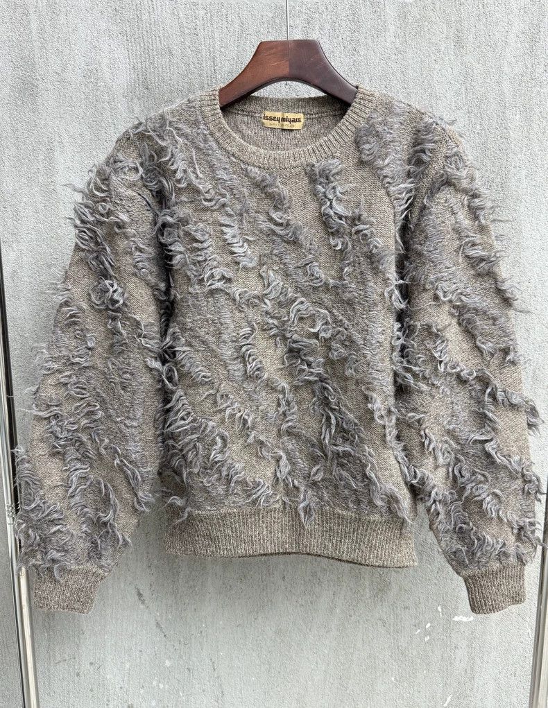 Issey Miyake Issey Miyake size:one size Fringed three-dimensional pullo Size S / US 4 / IT 40 - 1 Thumbnail
