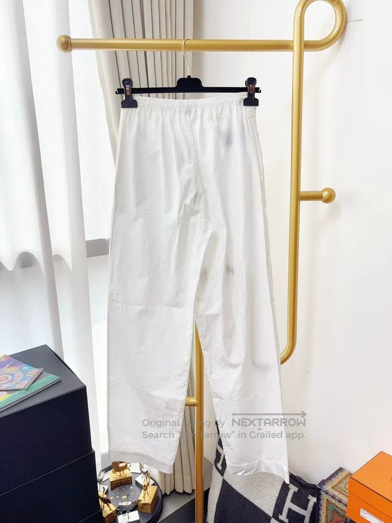Miu Miu Miu Miu 36 White letter casual trousers Size 35" - 2 Thumbnail