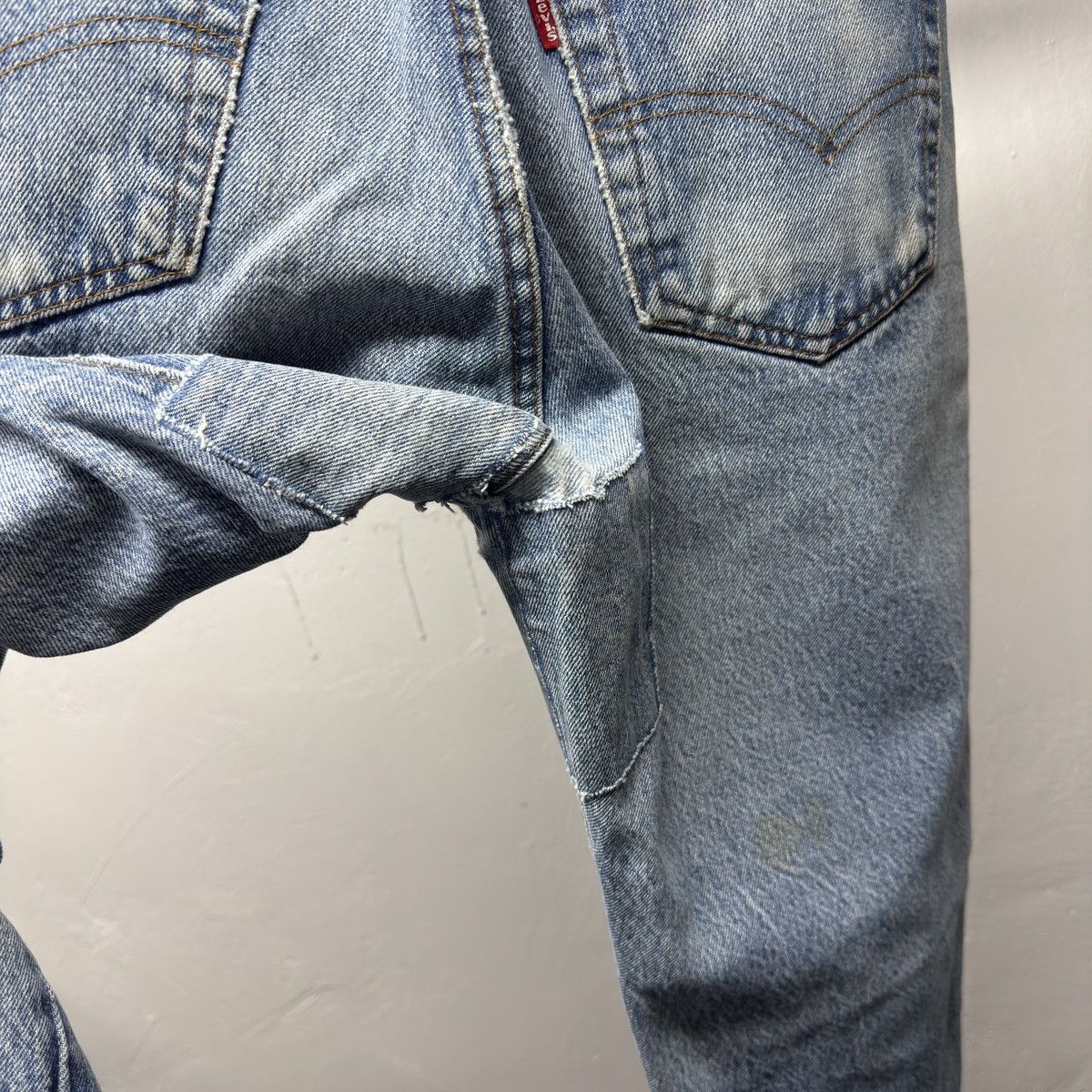 Levi's 80s Levi's 501 Thrashed Distressed Jeans ERD Grunge Chrome Size US 31 - 18 Thumbnail