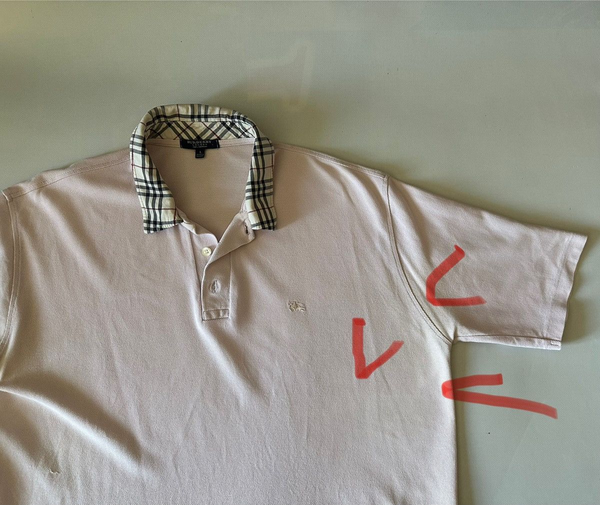 Burberry Burberry polo size L light pink vintage Size US L / EU 52-54 / 3 - 13 Thumbnail