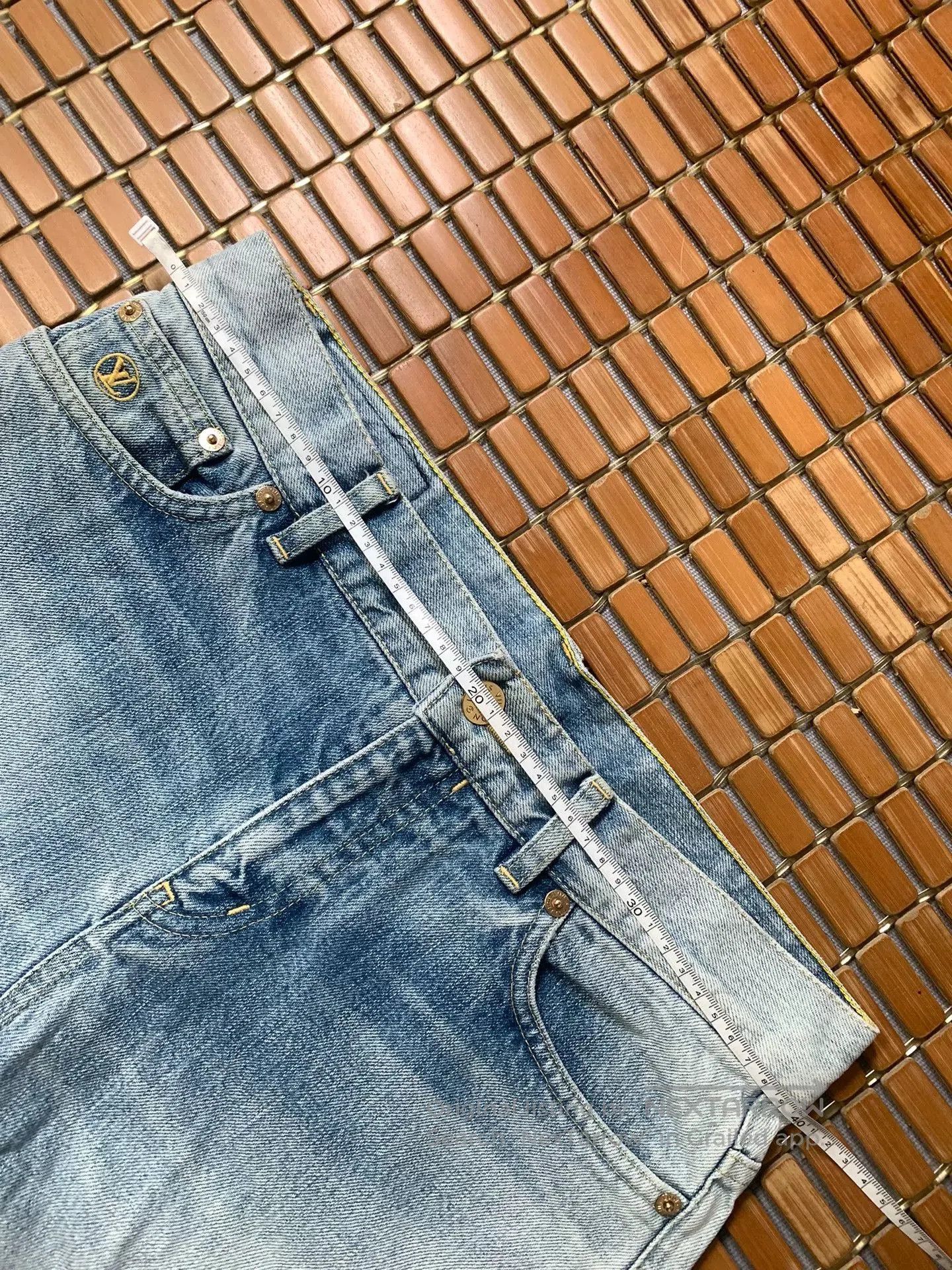 Louis Vuitton Louis Vuitton Leather Patch Jeans. Size 28" / US 6 / IT 42 - 7 Thumbnail