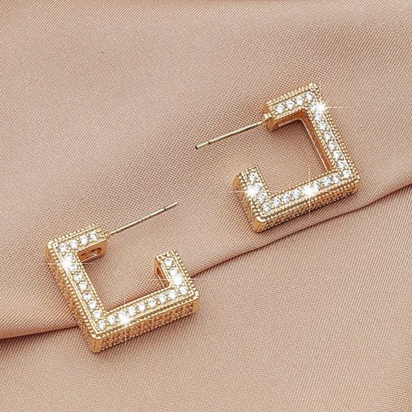 The Unbranded Brand Women Stainless Steel Rhinestone Geometric Hoop Earrings Size ONE SIZE - 3 Thumbnail