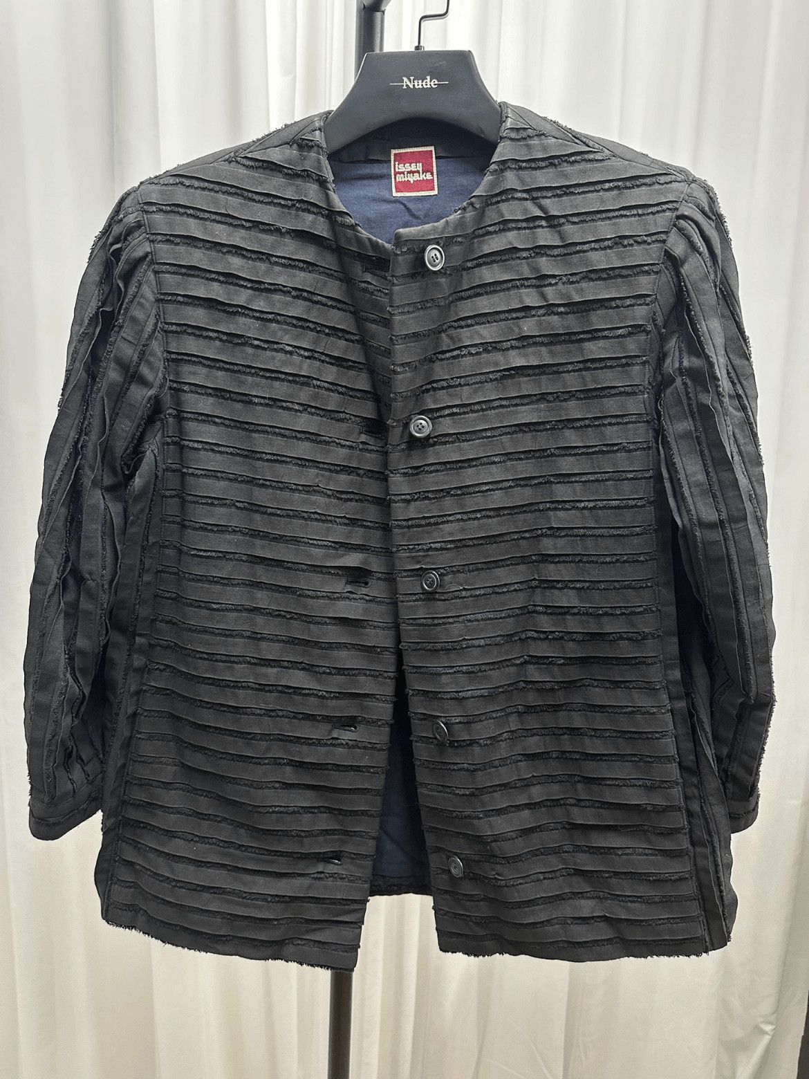 Issey Miyake Sz 9 Issey Miyake 197-2507 Size US M / EU 48-50 / 2 - 7 Thumbnail