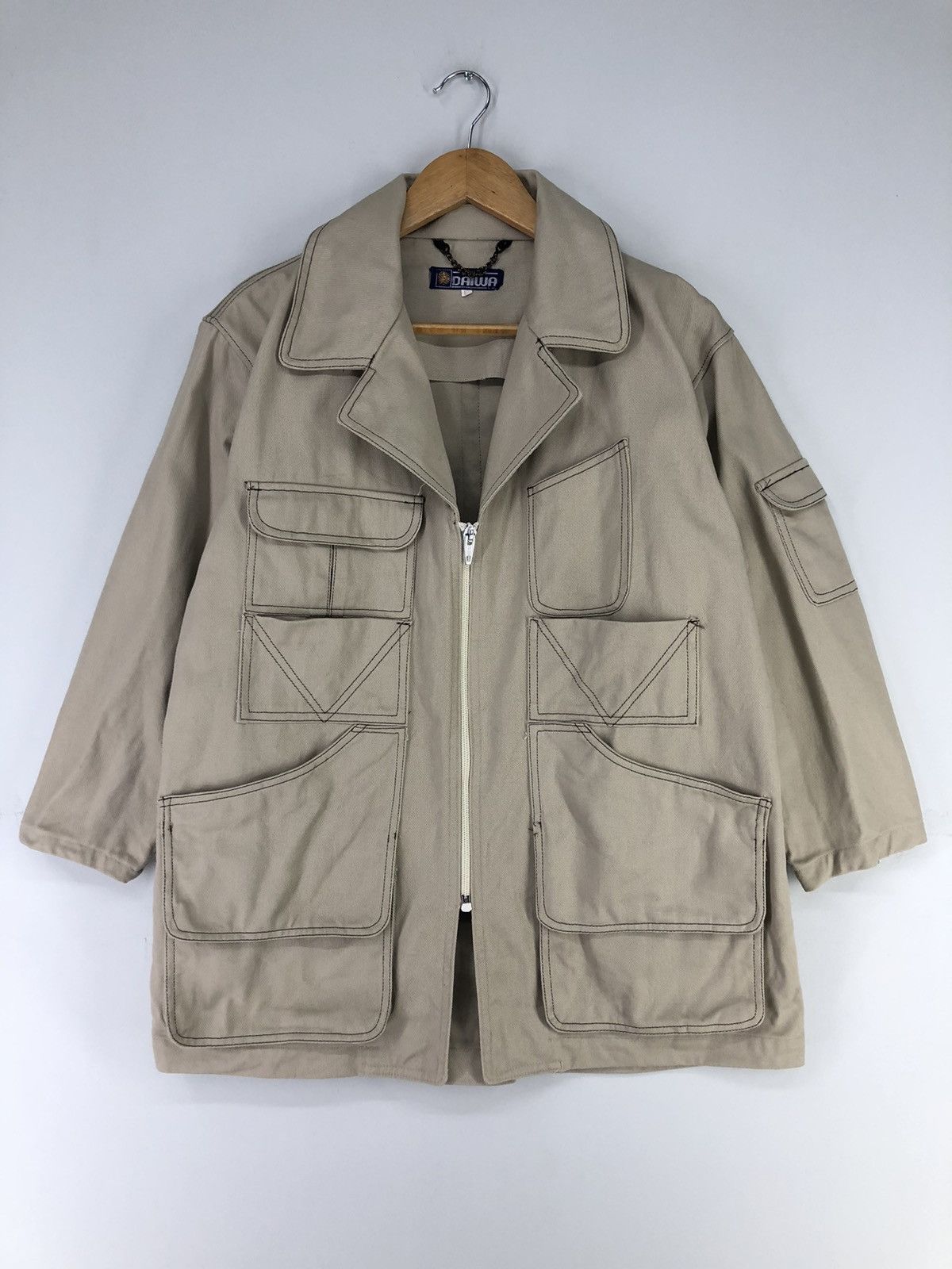 image of Vintage Daiwa Multipocket Tactical Jacket in Beige, Men's (Size Large)