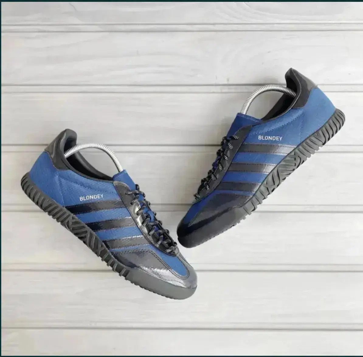 靴 Adidas Blondey Gazelle Indoor supreme 27 Adidas Blondey Gazelle Indoor Size 27cm Used Sneakers with