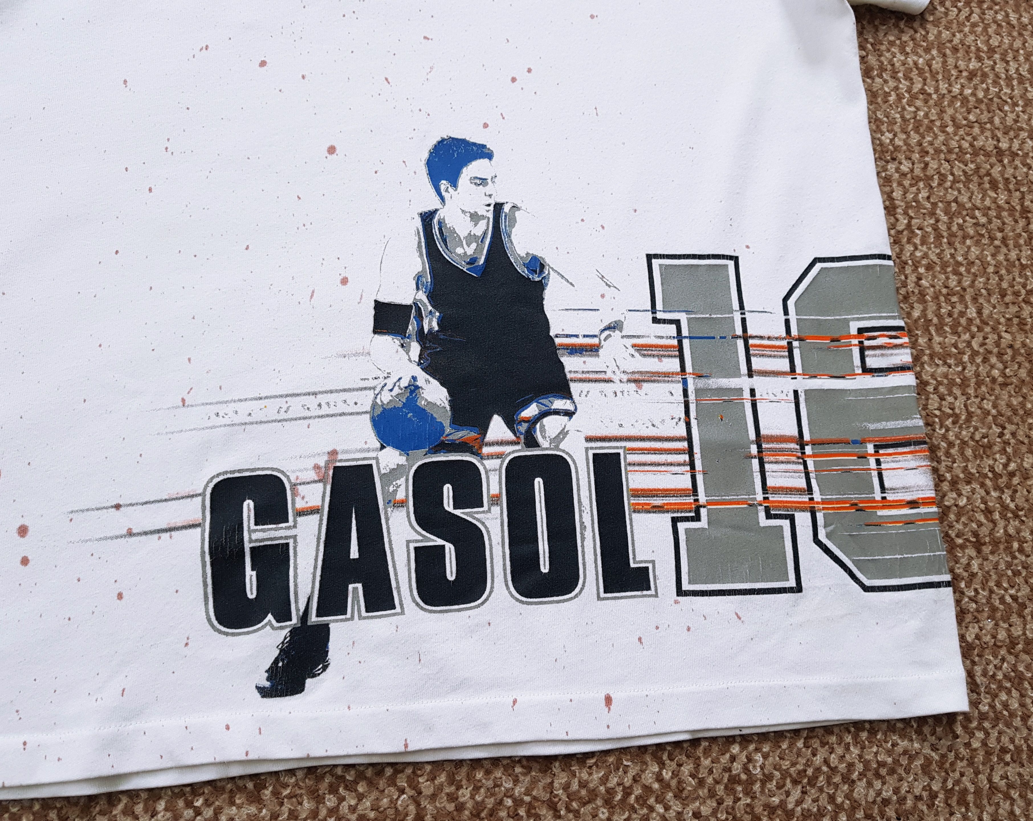 Nike Nike NBA Rare Pau Gasol Memphis Grizzlies Vintage T Shirt M Size US M / EU 48-50 / 2 - 5 Thumbnail