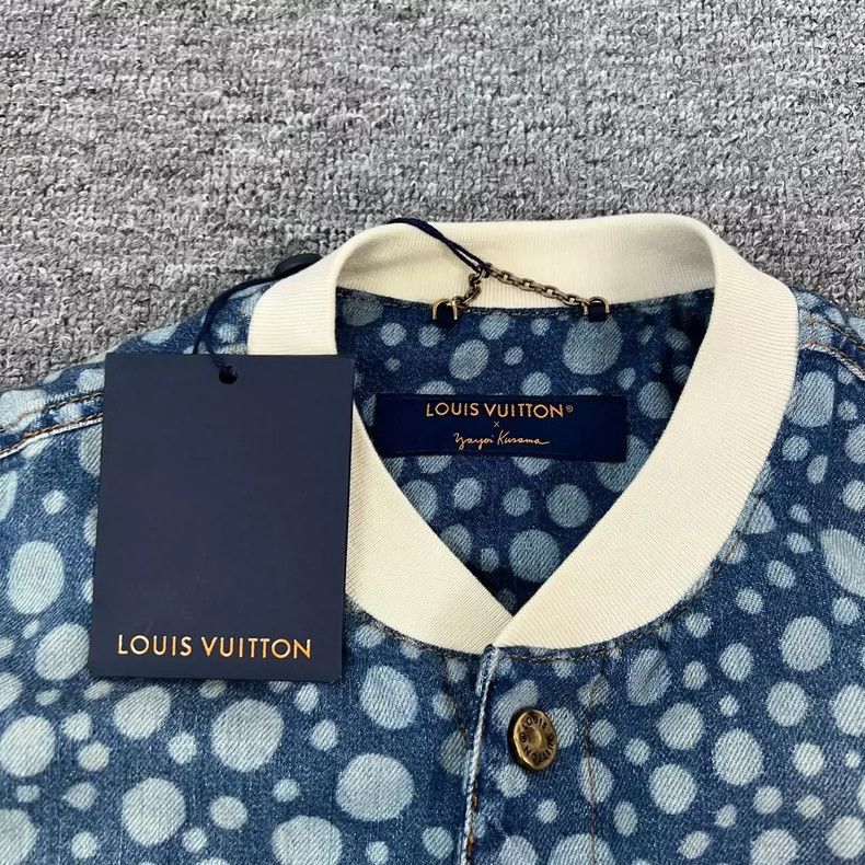Louis Vuitton Louis Vuitton Yayoi Kusama co-branded letter logo polka-dot Size US S / EU 44-46 / 1 - 5 Thumbnail