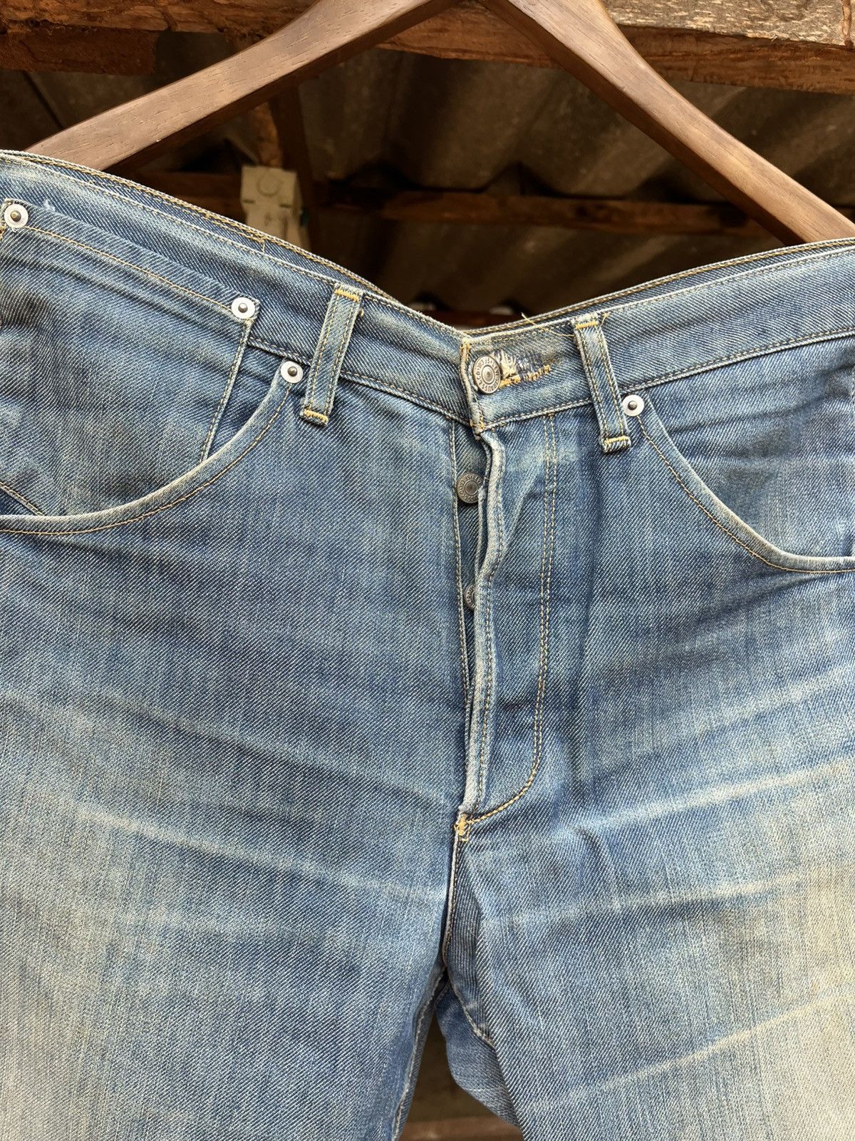 Vintage Thrashed faded Levi's Engineered grunge Distressed Size US 33 - 2 Thumbnail