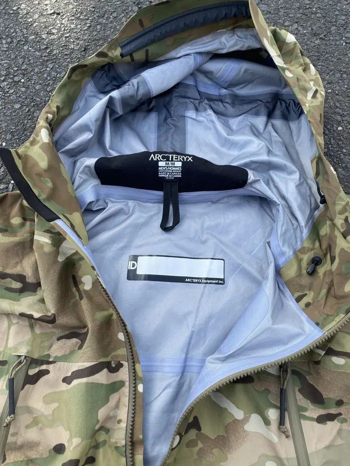 Arc'teryx Arc’teryx Leaf Alpha LT Gen 2 Size US M / EU 48-50 / 2 - 3 Thumbnail