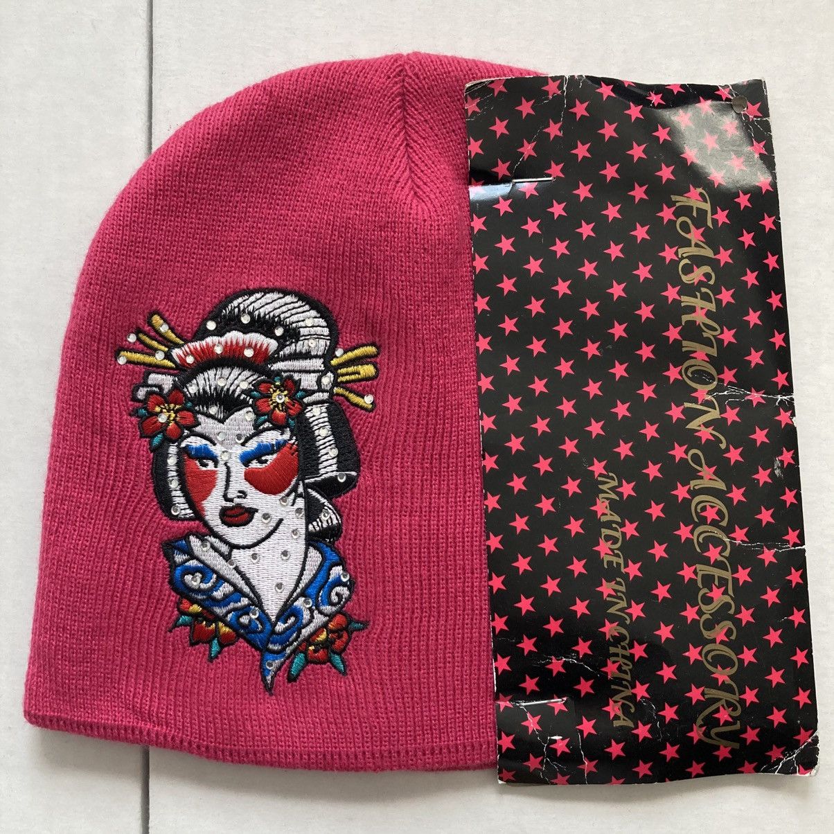 Christian Audigier DON ED HARDY PINK BEANIE CAP GEISHA JAPANESE EMBROIDERED Y2K Size ONE SIZE - 1 Thumbnail