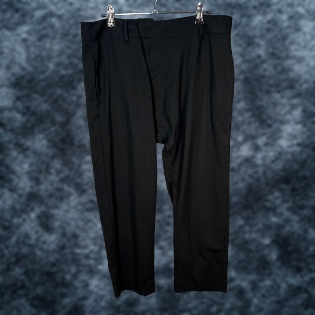 Nili Lotan Nili Lotan Black Trousers Womens Size 6 Slim Fit Cropped pants Cotton elastane Flat Front High Rise Modern Minimalist Style Womens Size 28" / US 6 / IT 42 - 1 Thumbnail