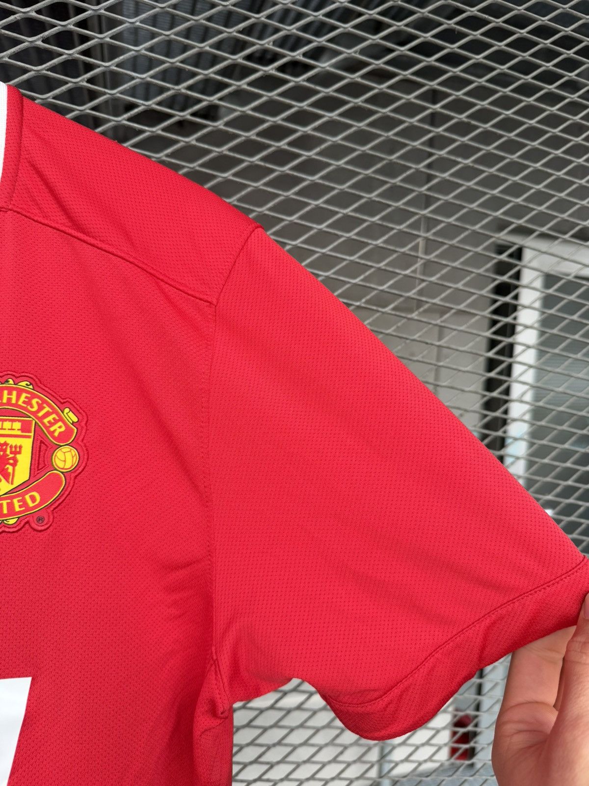 Nike Nike Manchester United 2011 Giggs 11 Soccer Jersey Size US L / EU 52-54 / 3 - 8 Thumbnail