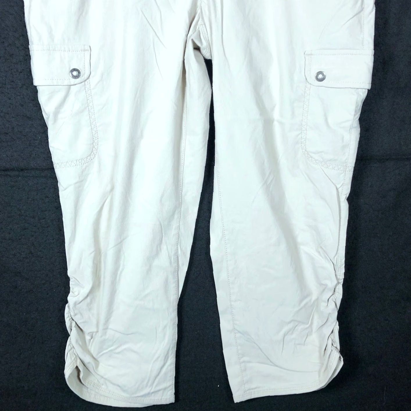 Eddie Bauer VINTAGE Eddie Bauer Womens Pants Tan Cargo Travex Capri Hiking Stretch 4 Size 27" / US 4 / IT 40 - 3 Thumbnail