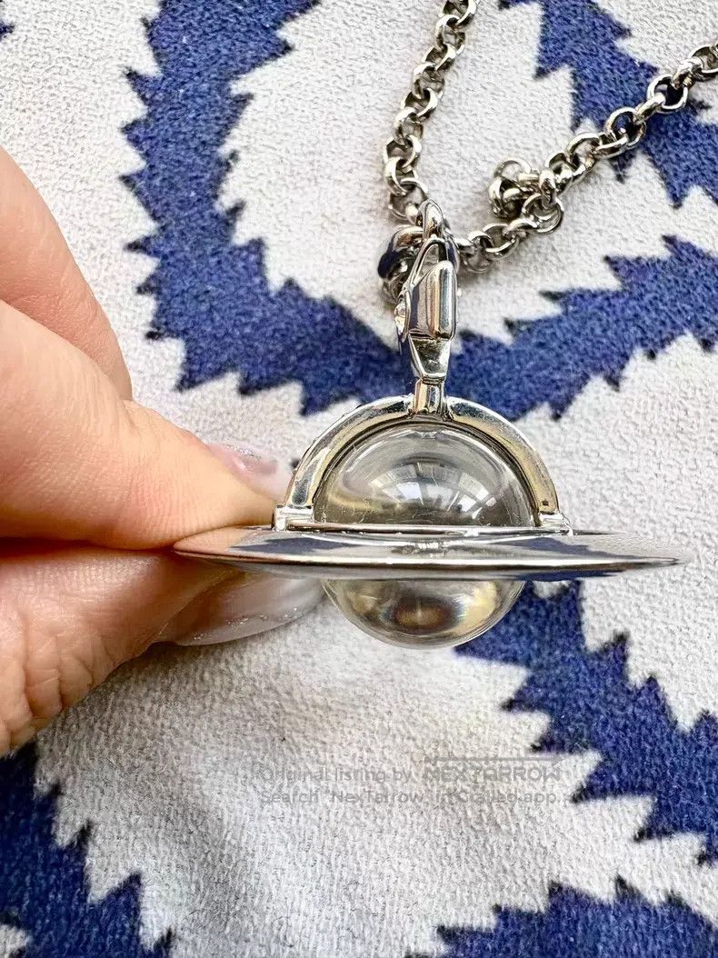 Vivienne Westwood Vivienne Westwood Silver Large Saturn Orb Necklace Size ONE SIZE - 6 Thumbnail