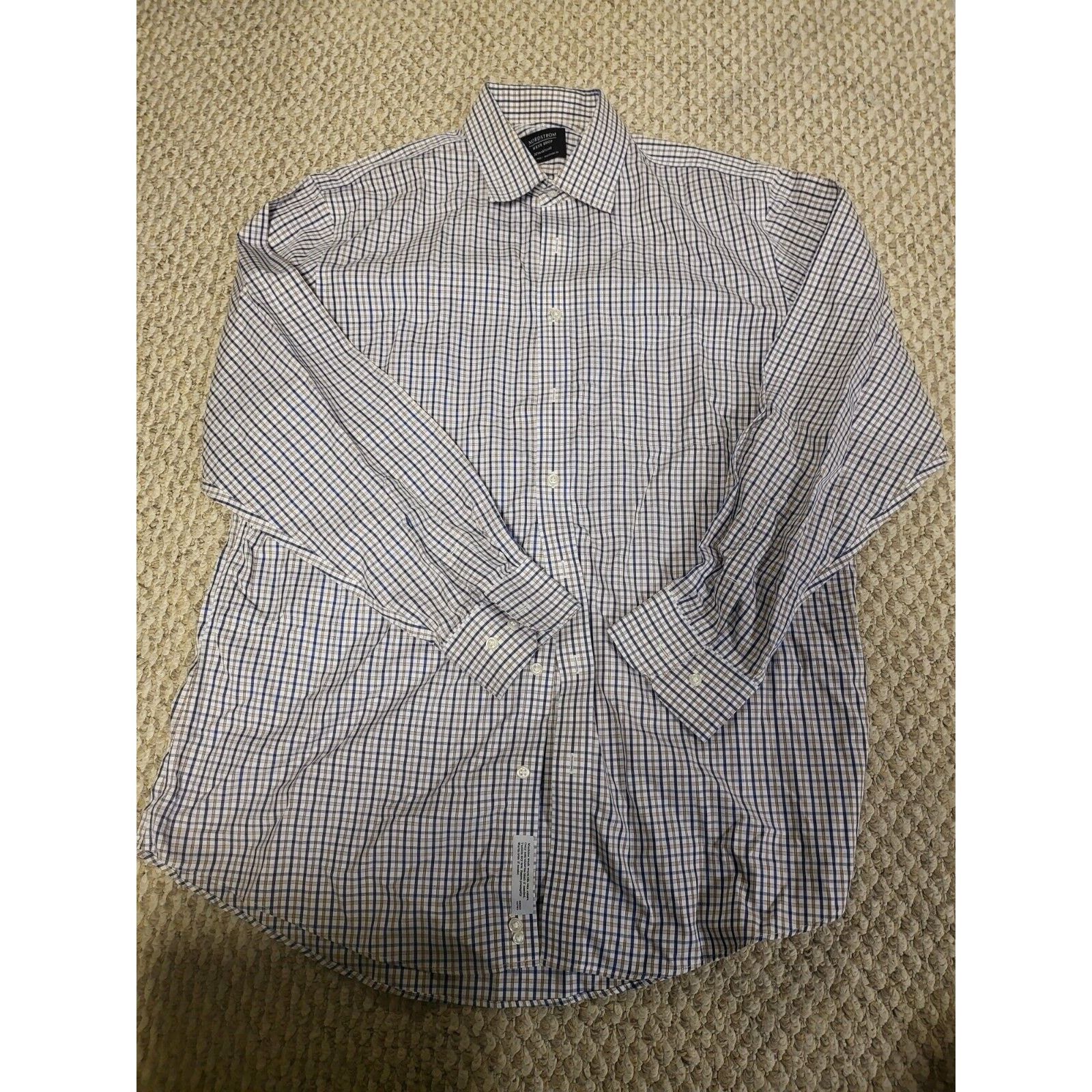 Nordstrom nordstrom smartcare traditional 16.5 34/35 Size US L / EU 52-54 / 3 - 1 Thumbnail