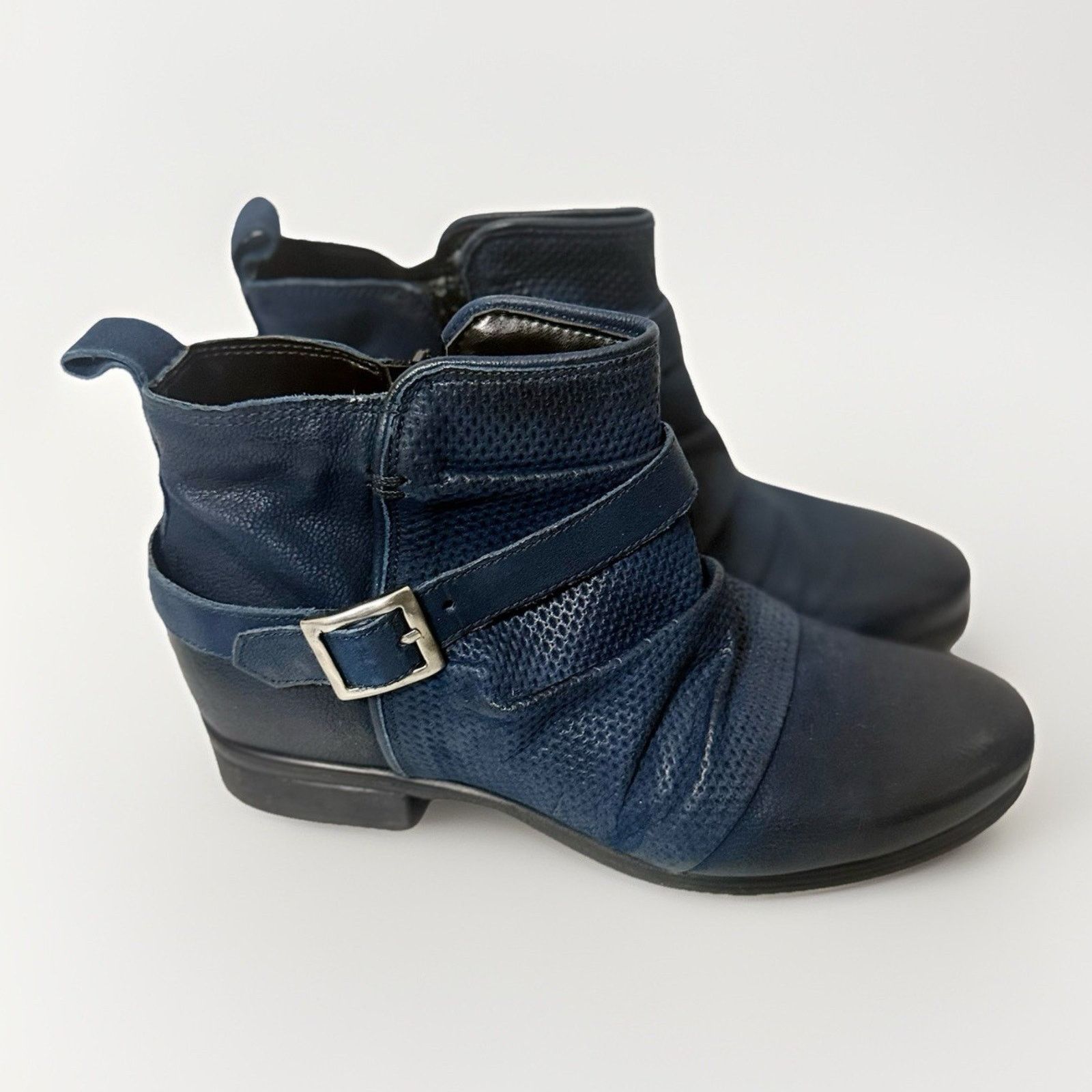 Other MIZ MOOZ Suzy Slouchy Ankle Booties Buckle Zip Blue Sapphire Size US 7.5 / IT 37.5 - 1 Thumbnail
