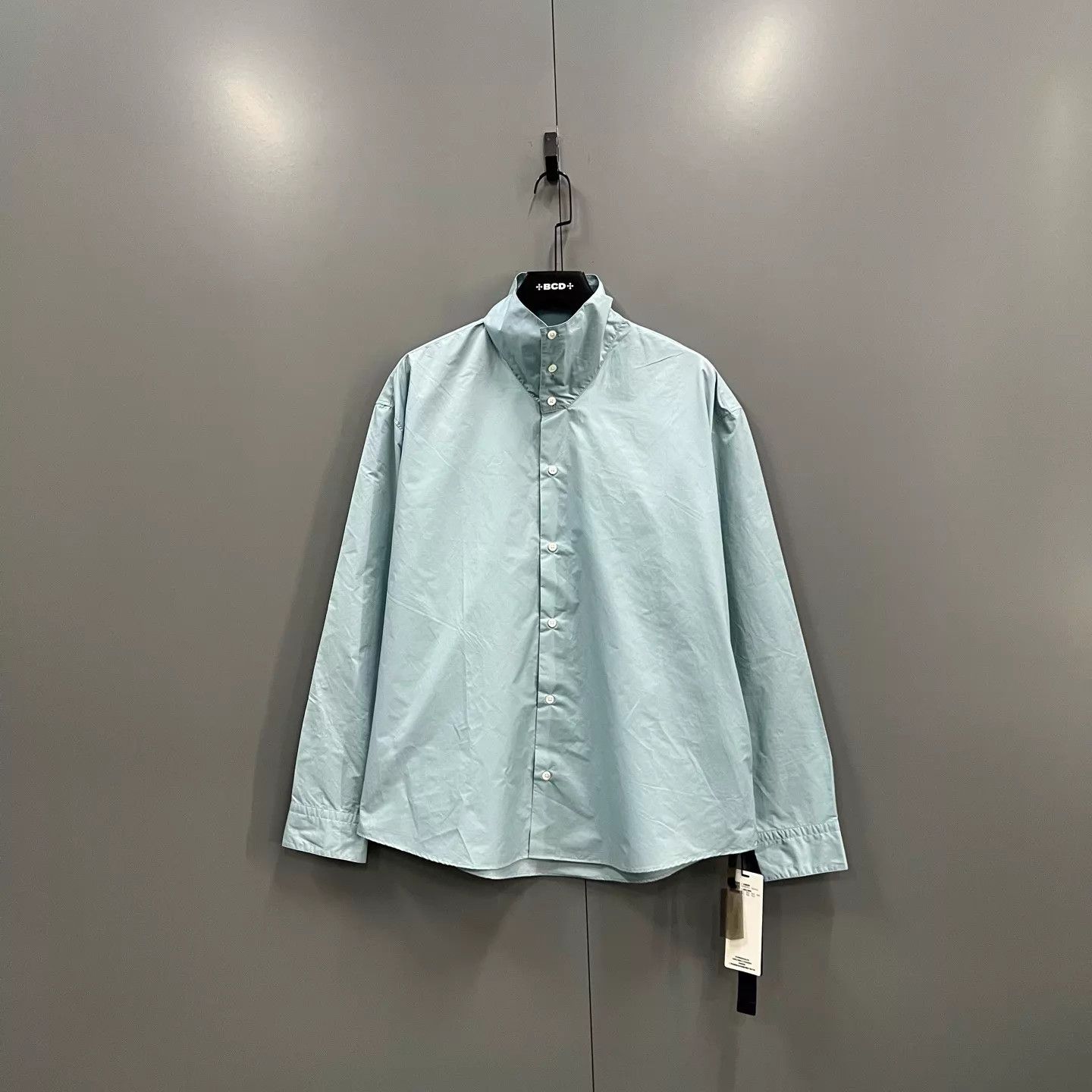 Hermes HERMES solid turtleneck long-sleeve shirt 39 new Size US M / EU 48-50 / 2 - 1 Thumbnail