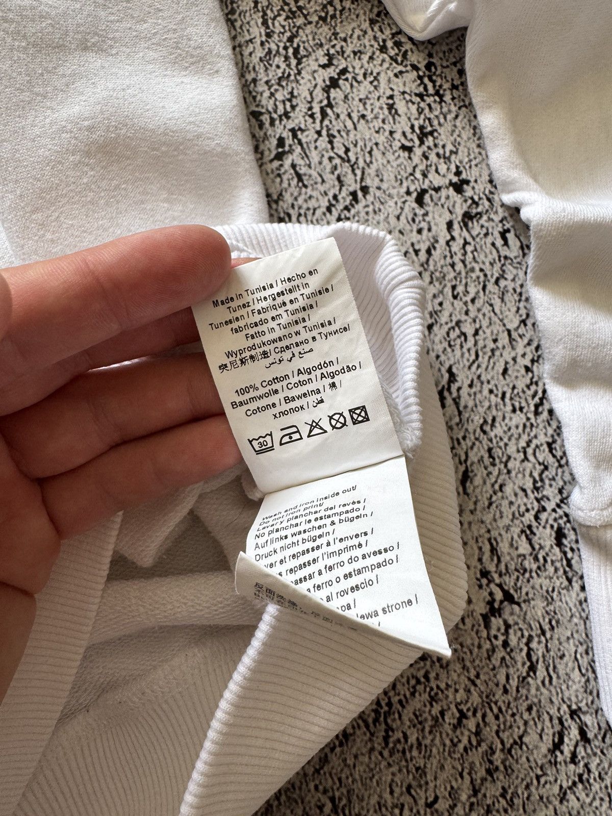 Vivienne Westwood Vivienne Westwood Vintage White Centre Logo Sweatshirt Size US S / EU 44-46 / 1 - 14 Thumbnail