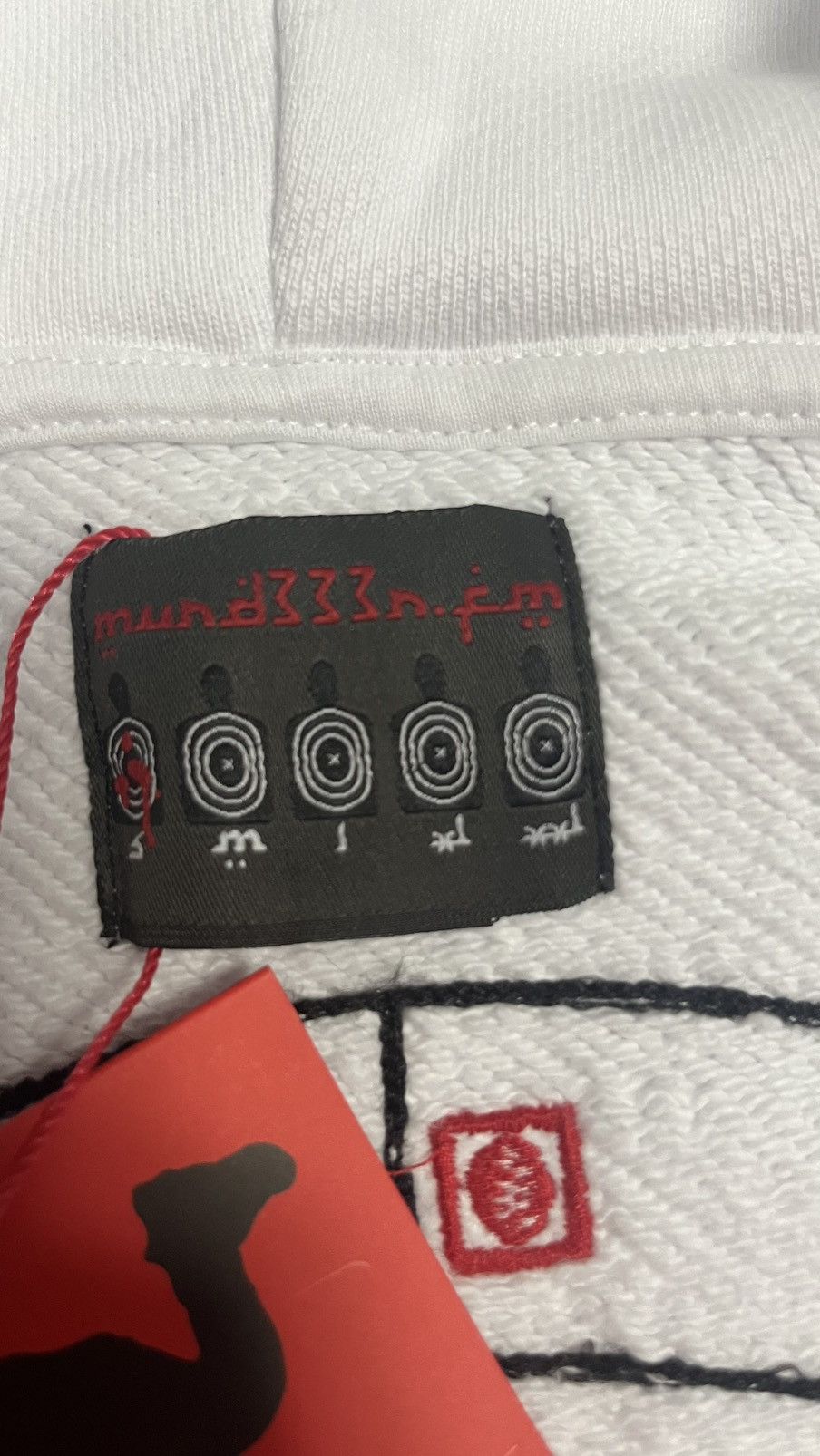 MURD333R.FM 'PEACEMAKER' WHITE ZIP UP HOODIE