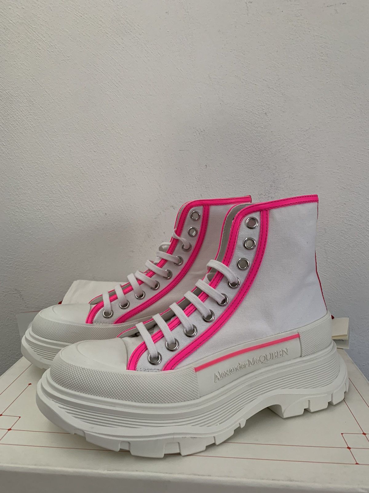 Alexander McQueen Alexander McQueen Tread Slick Chunky Sole High Top Boots Size US 8 / IT 38 - 2 Thumbnail
