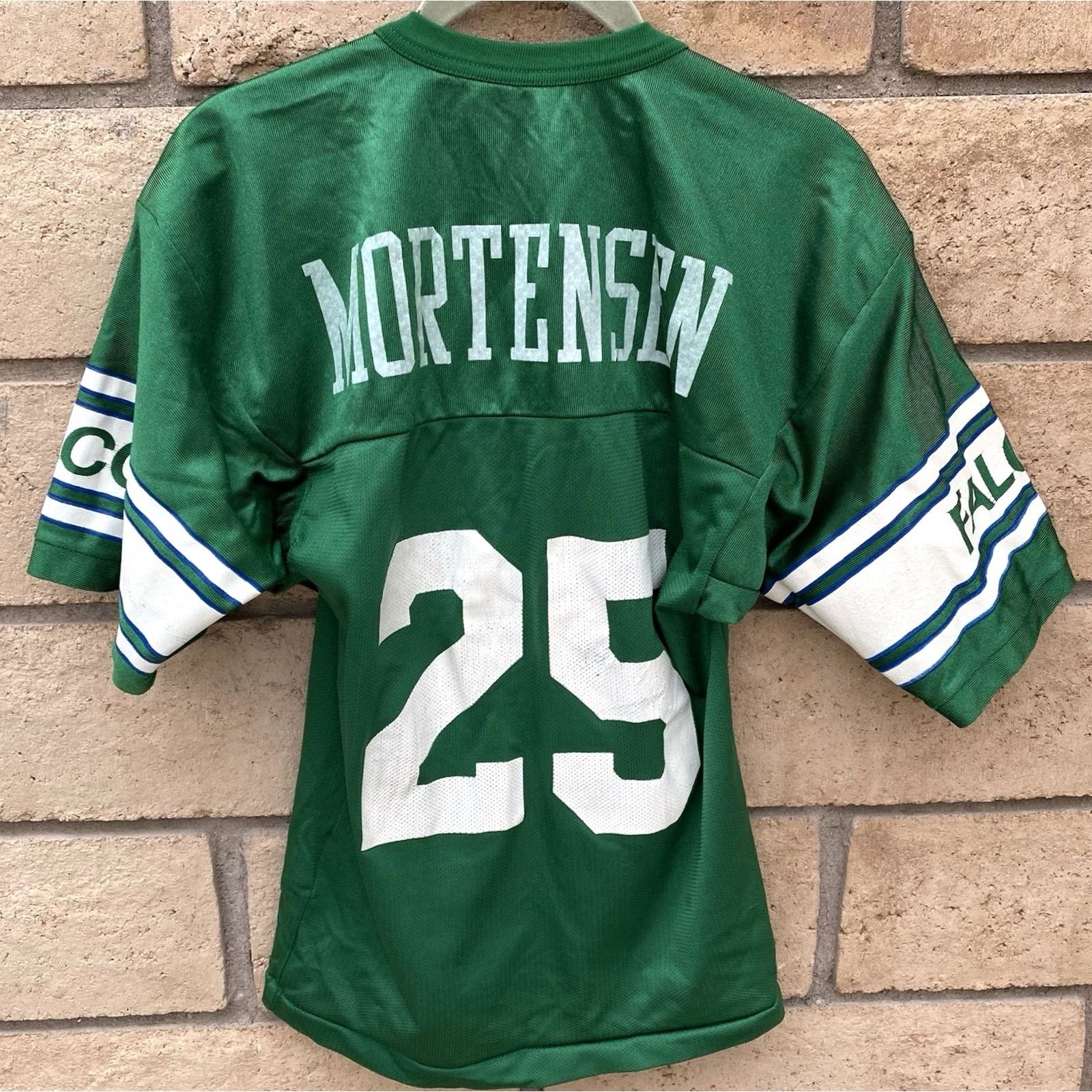 Vintage VINTAGE Tag Collegiate Football Jersey Woodinville Falcons 25 M Mens Boys 70s 80s Green Nylon Short Sleeve Vintage Authenticity Sportswear/Beach Size US M / EU 48-50 / 2 - 6 Thumbnail