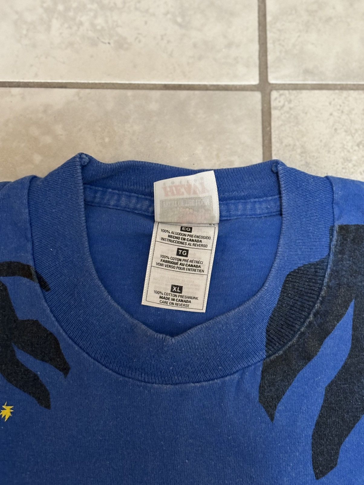 Vintage rare vintage 90s Henri Matisse Icarus Stars all over art tee Size US XL / EU 56 / 4 - 5 Thumbnail