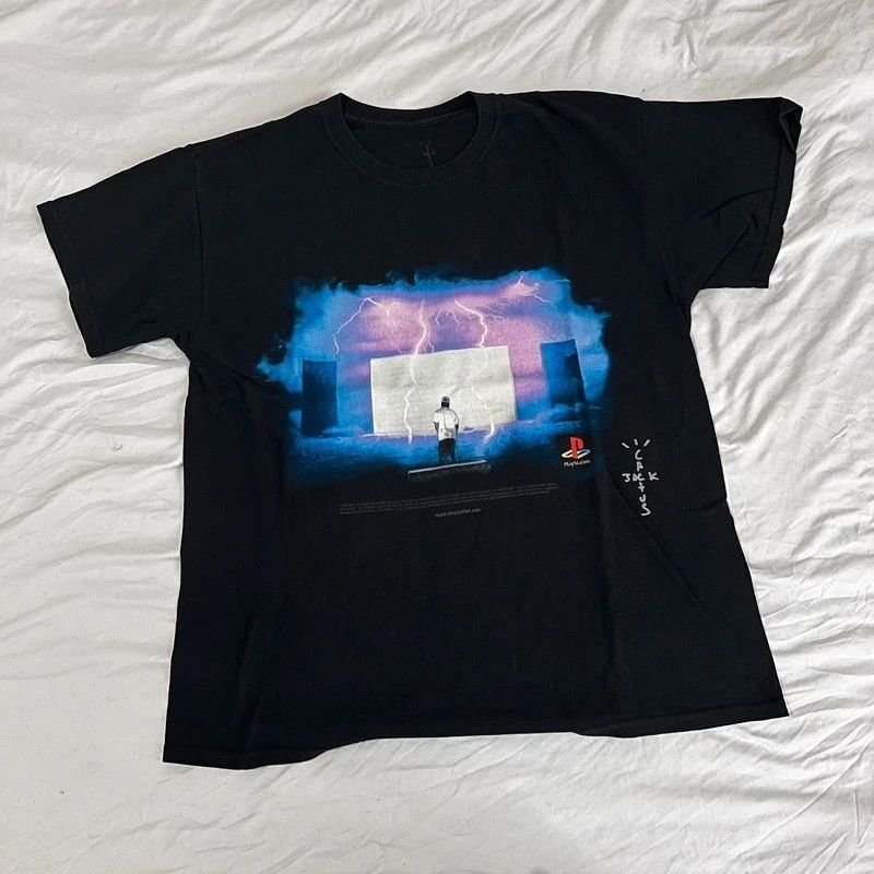Travis Scott Travis Scott x PlayStation T-shirt Monolith Night Size US M / EU 48-50 / 2 - 1 Thumbnail