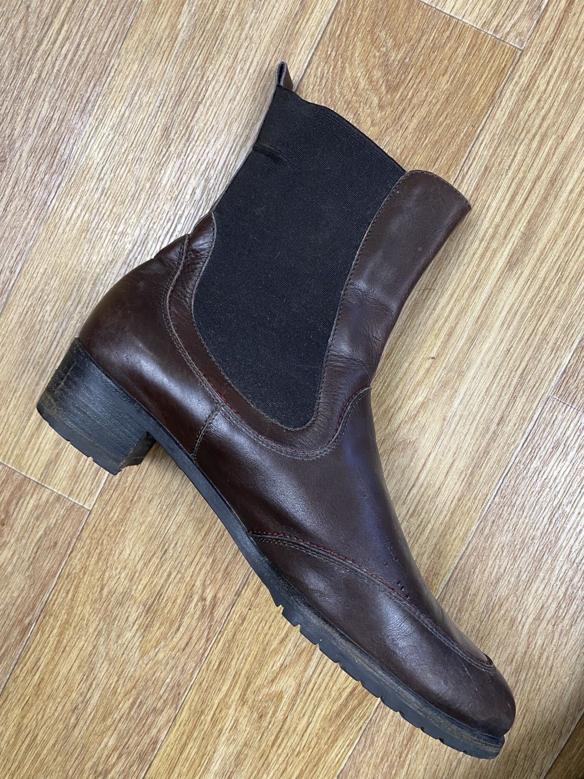 Salvatore Ferragamo Salvatore Ferragamo Brown Leather Chelsea Boots Size 40 Size US 10 / IT 40 - 10 Thumbnail