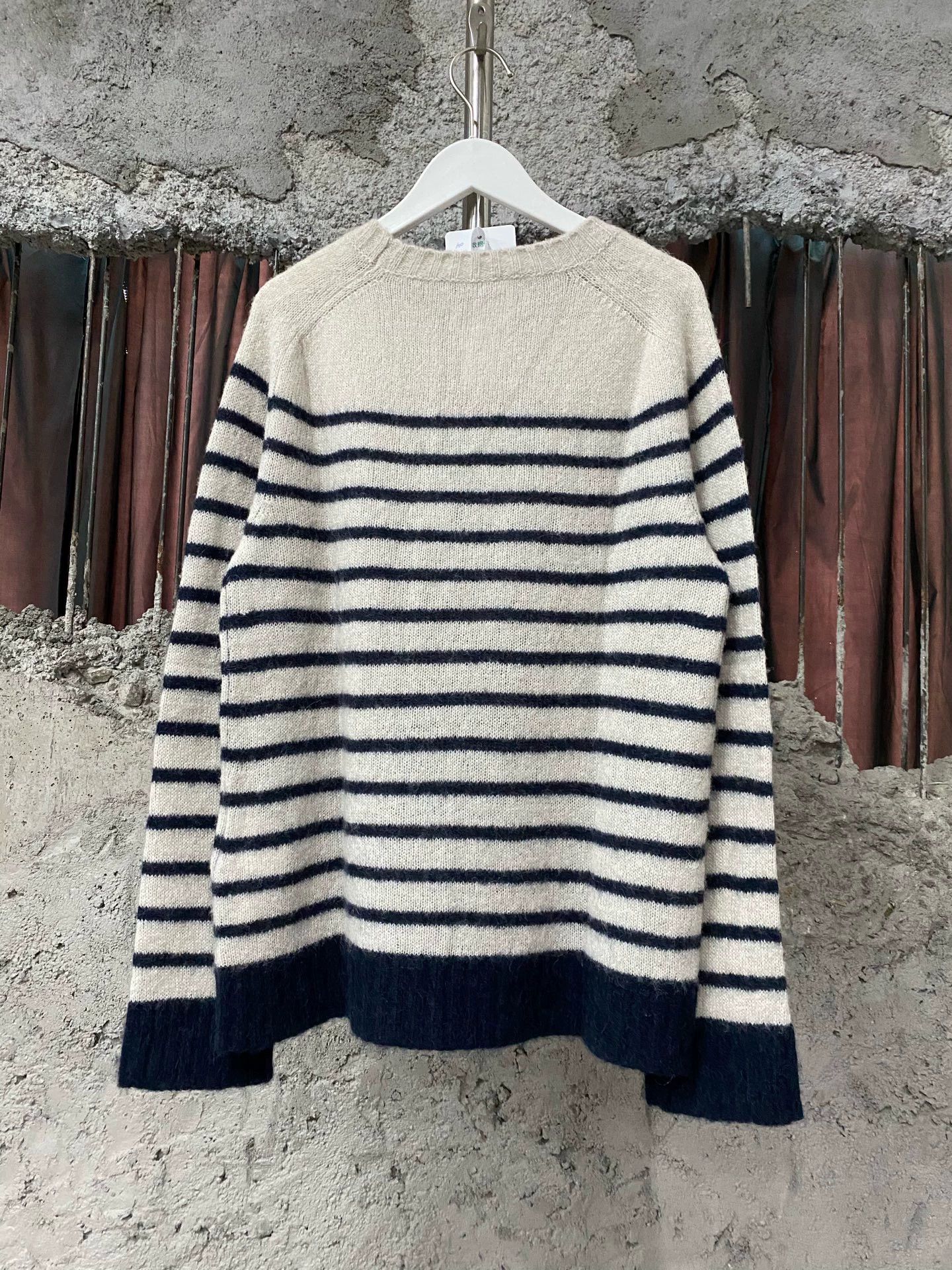 Max Mara Max Mara Striped Sweater L New Size L / US 10 / IT 46 - 2 Thumbnail