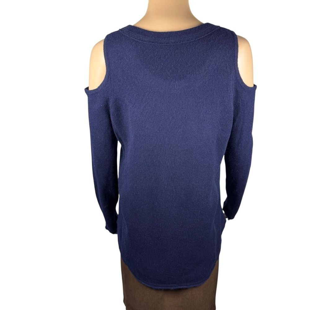 AQUA Aqua Cashmere Cold Shoulder Navy Sweater Size M Size M / US 6-8 / IT 42-44 - 4 Thumbnail