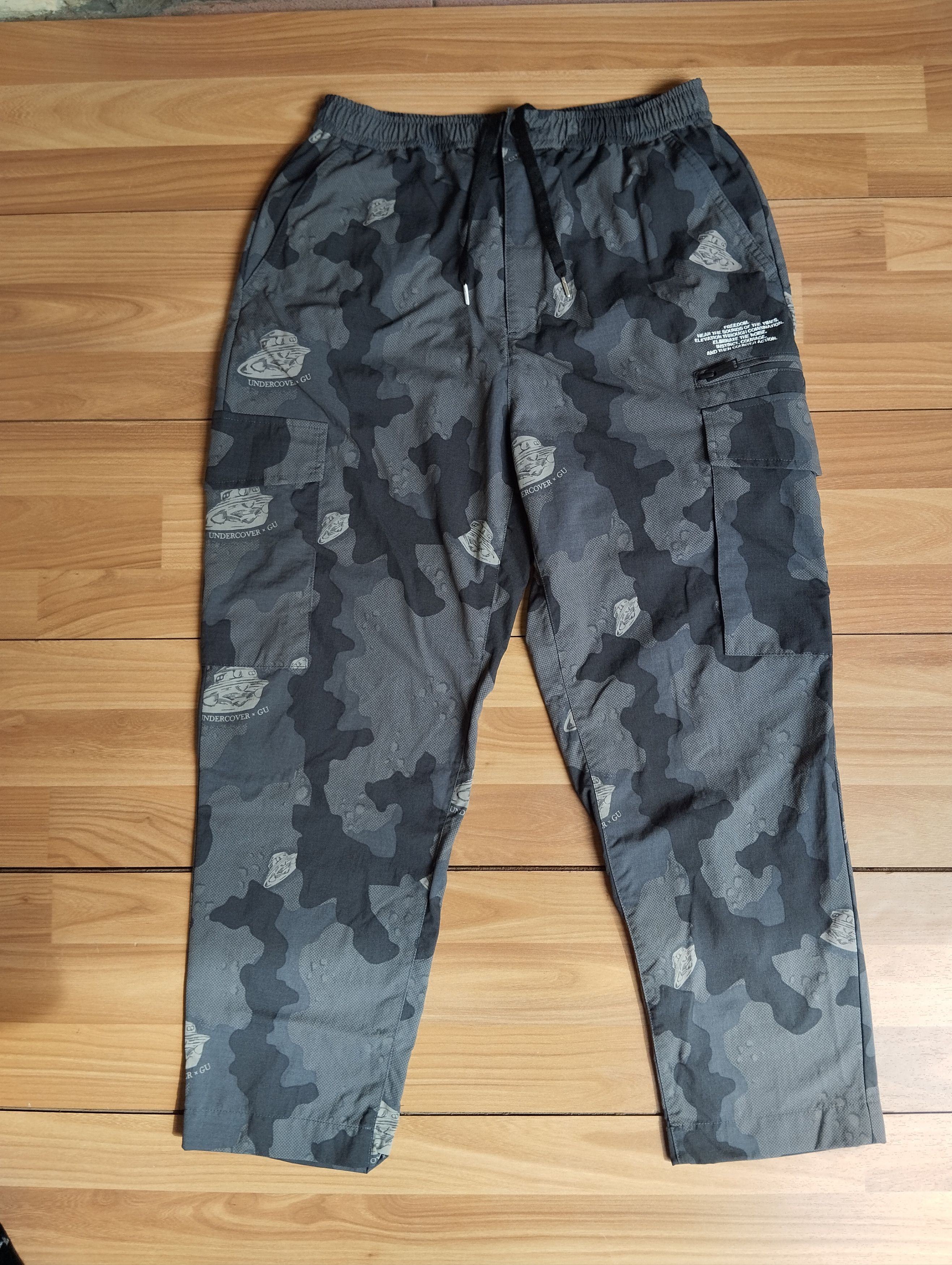 GU × Undercover GU x Undercover UFO Cargo Pants Size US 30 / EU 46 - 2 Thumbnail
