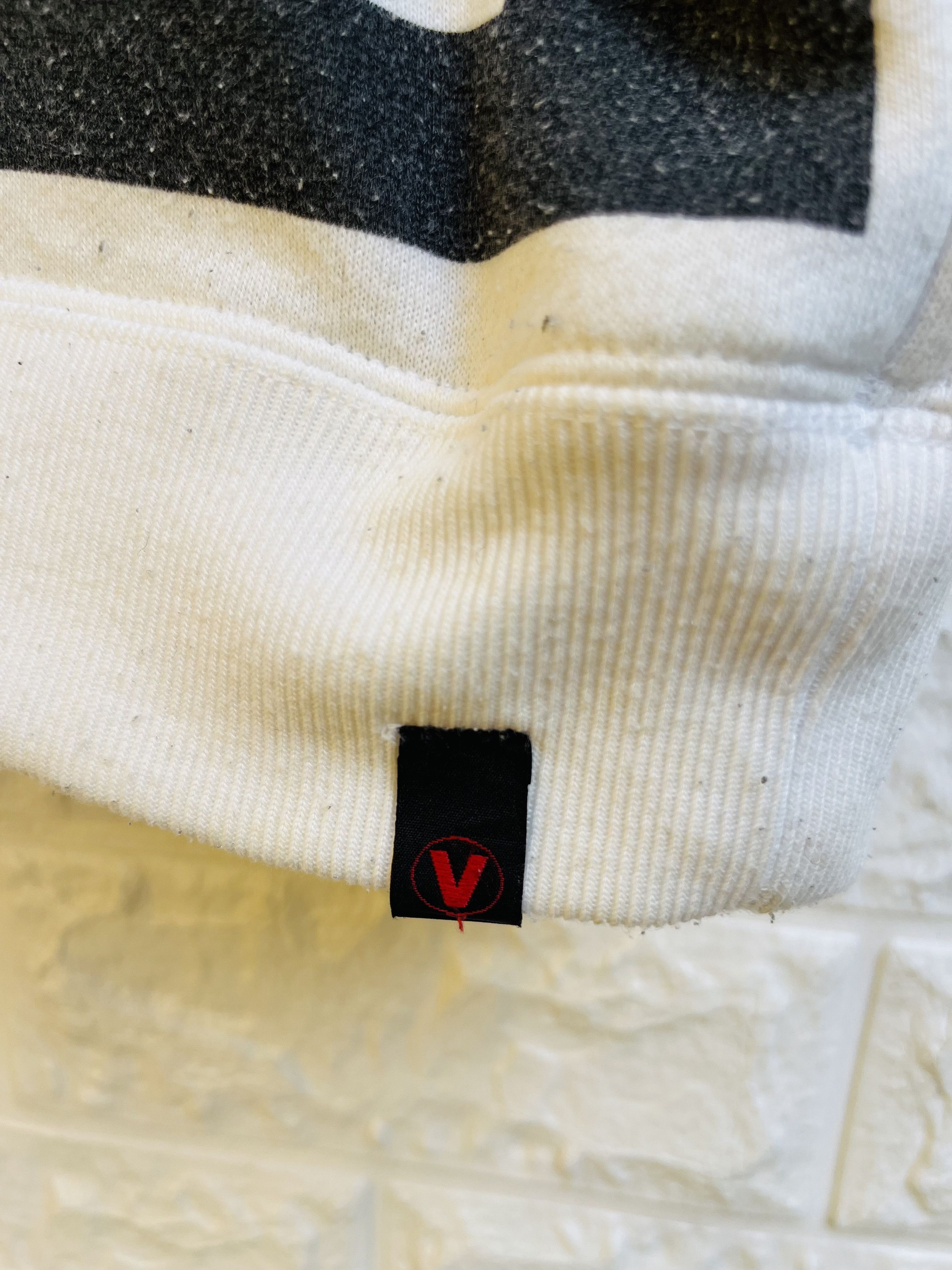 Japanese Brand × Vintage × Vision Streetwear Vintage Vision Streetwear Skateboard Big Logo Fullprint Size US M / EU 48-50 / 2 - 6 Thumbnail