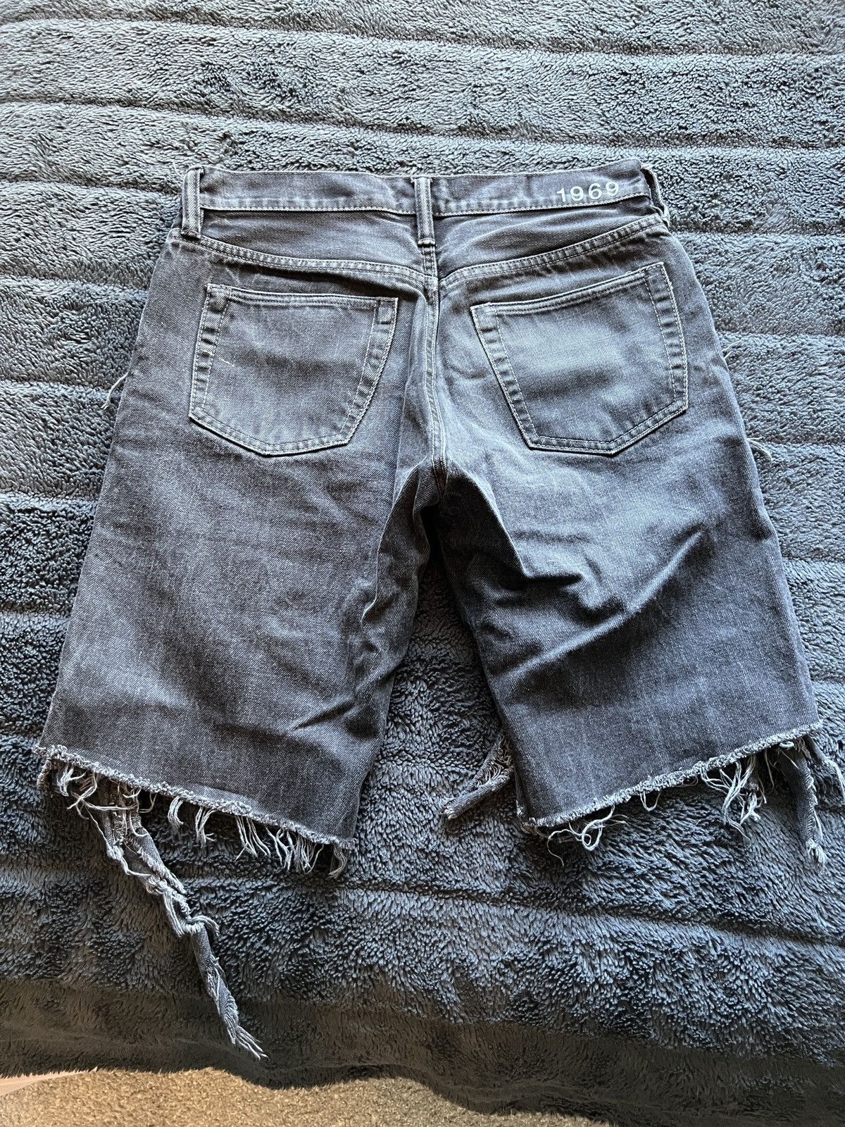 Gap Vintage Distressed Custom Denim Shorts Size US 31 - 2 Thumbnail